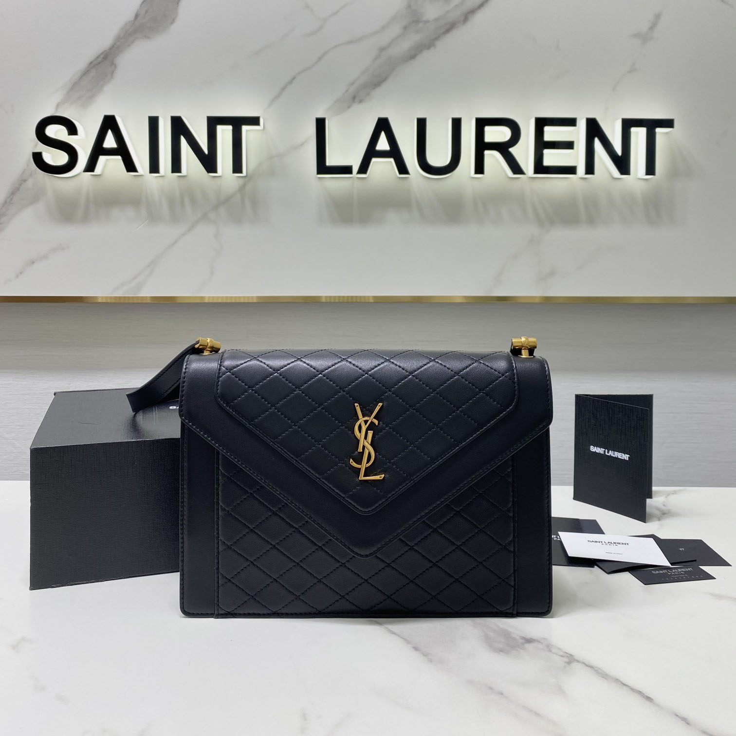 Saint Laurent Leather Crossbody Bag  ( 26x18x5cm) - DesignerGu
