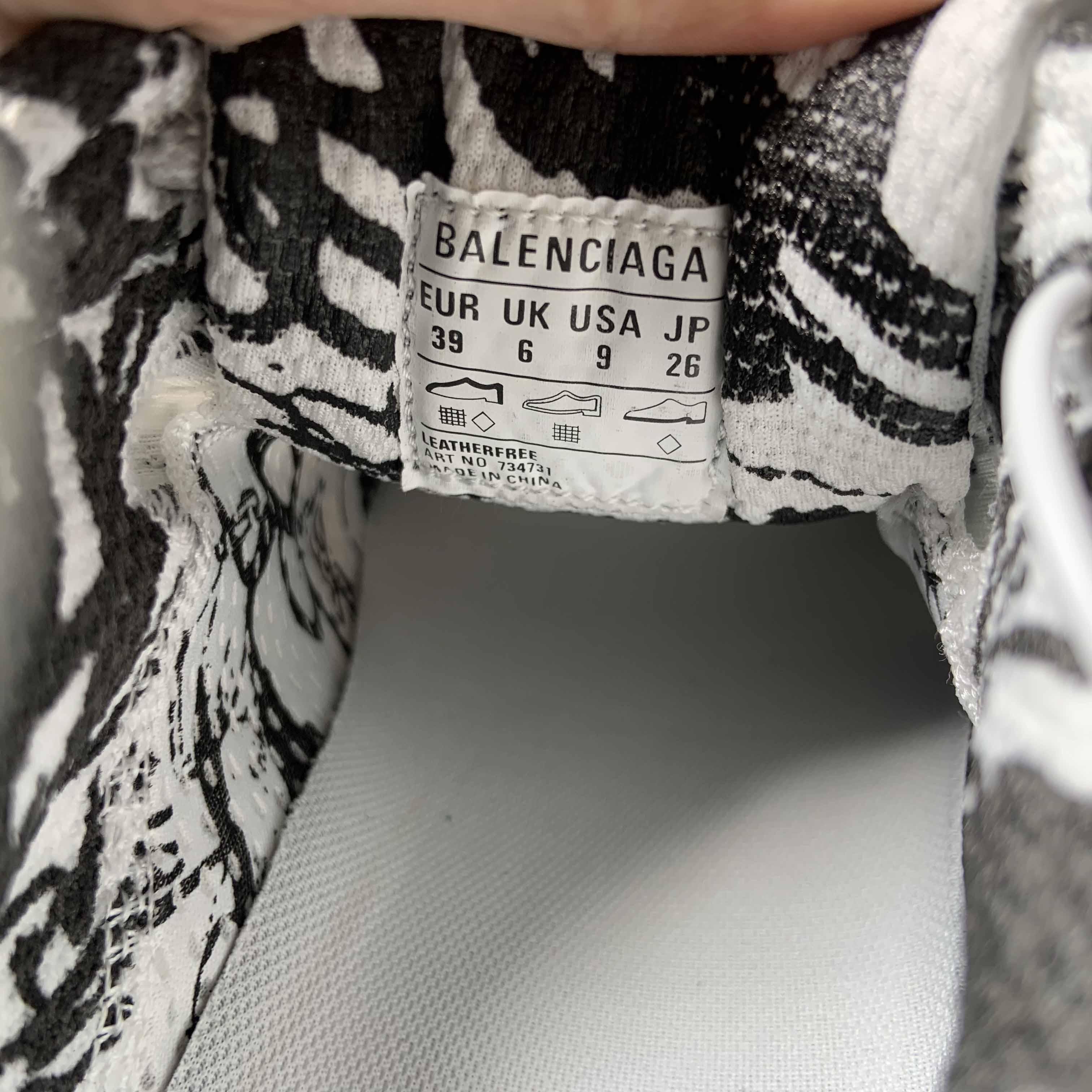 Balenciaga 3XL Extreme Graffiti Sneaker In White And Black  - DesignerGu