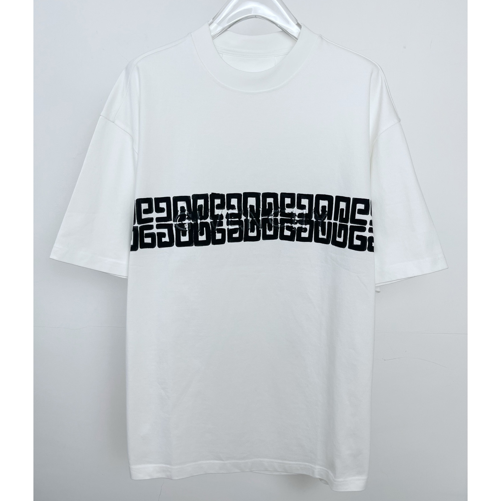 Givenchy 4G T-Shirt - DesignerGu