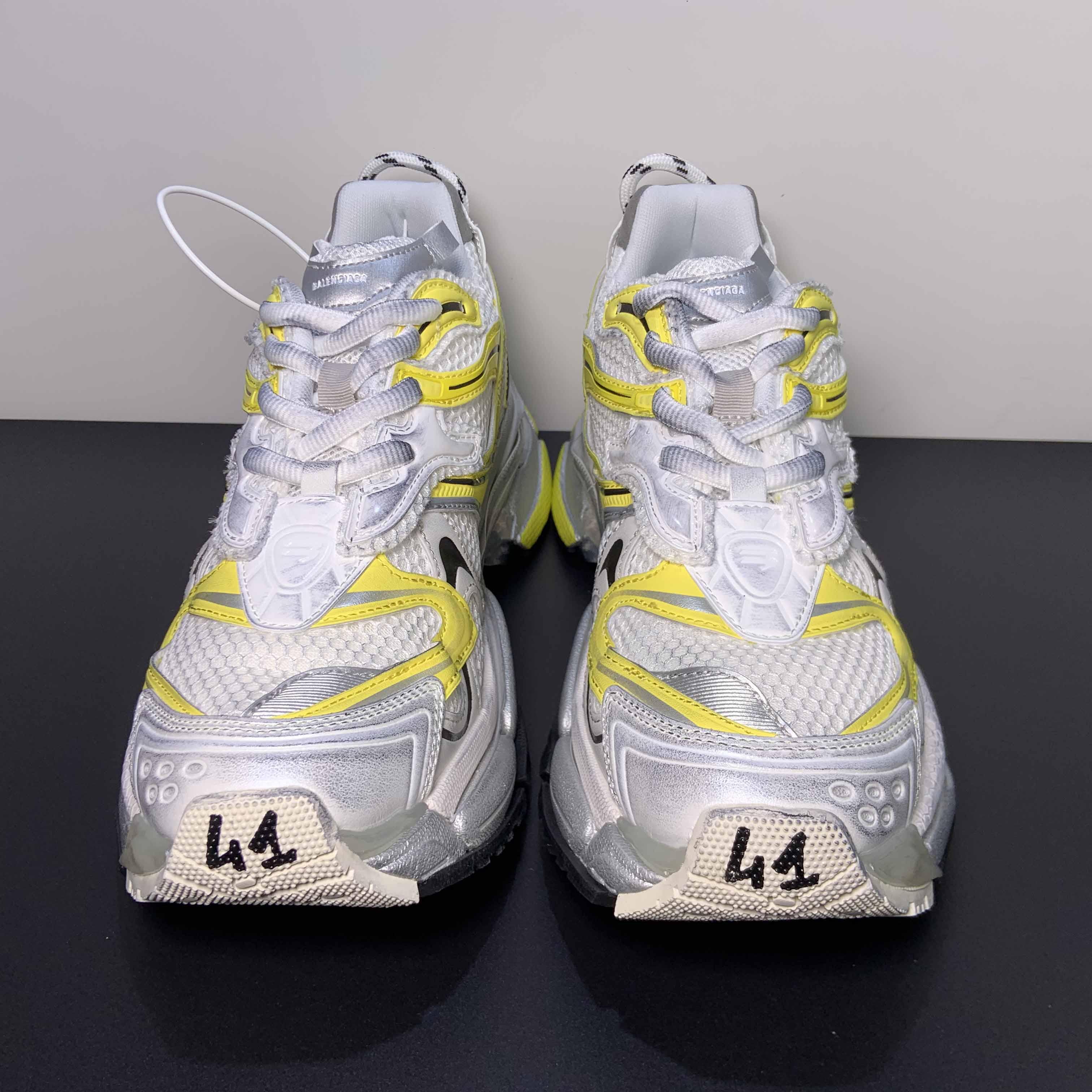 Balenciaga Runner 2.0 Sneaker - DesignerGu