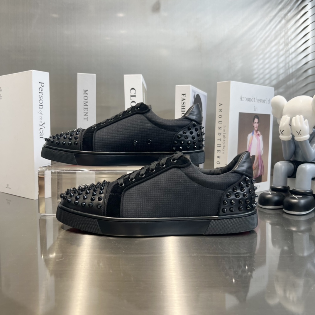 Christian Louboutin Sneakers - DesignerGu