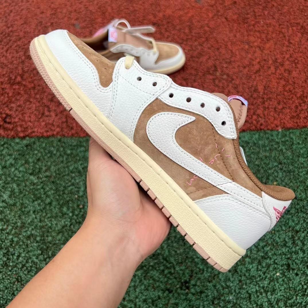 Travis Scott x Air Jordan 1 Low  Sneaker    DM7886-106 - DesignerGu