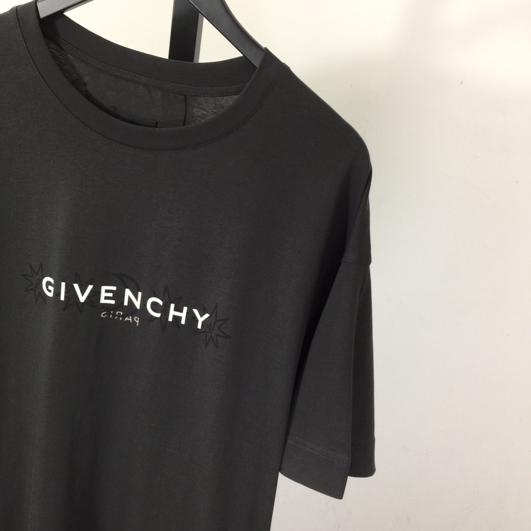 Givenchy Reverse T-shirt In Cotton With Tarot Print - DesignerGu