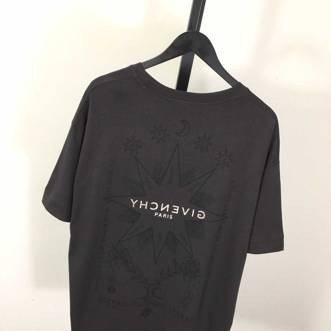 Givenchy Reverse T-shirt In Cotton With Tarot Print - DesignerGu