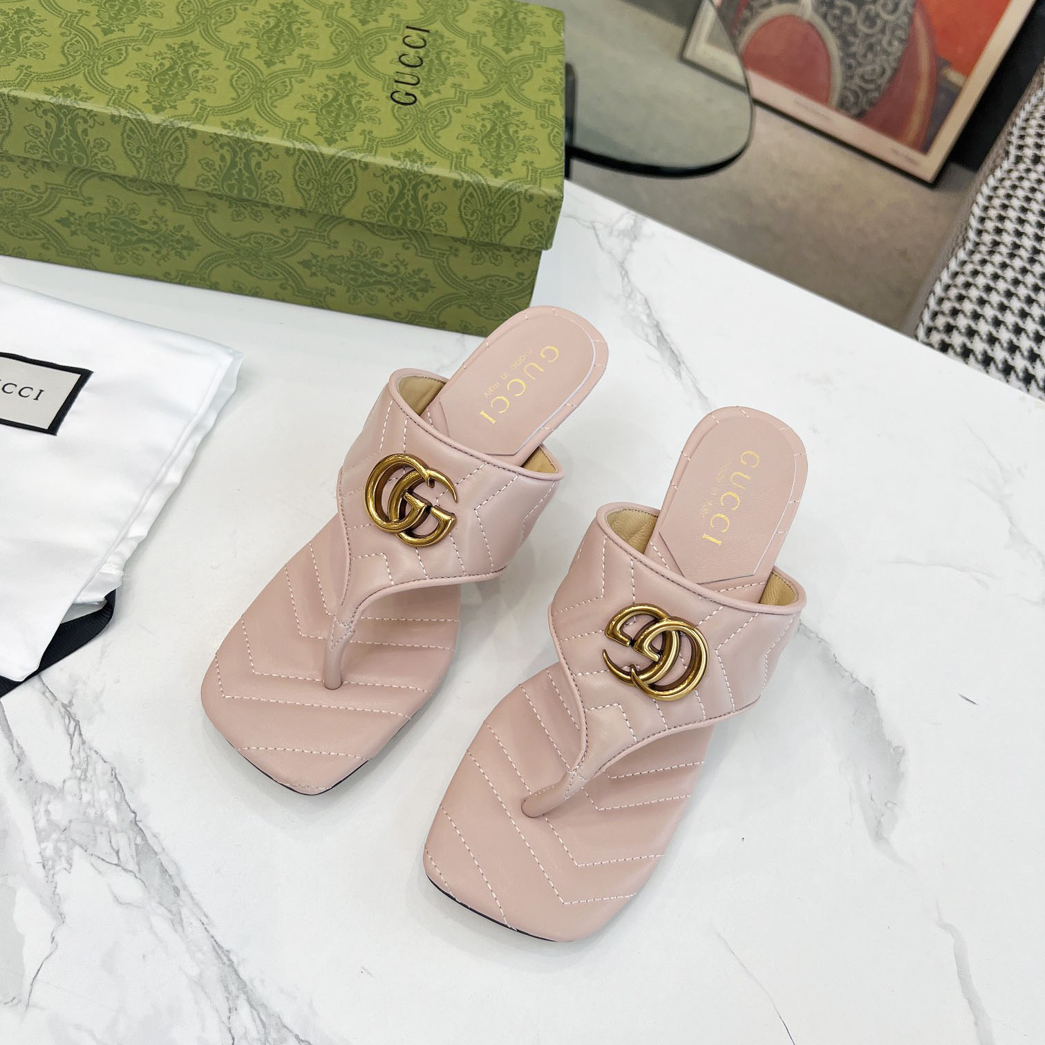 Gucci Women's Double G thong sandal - DesignerGu