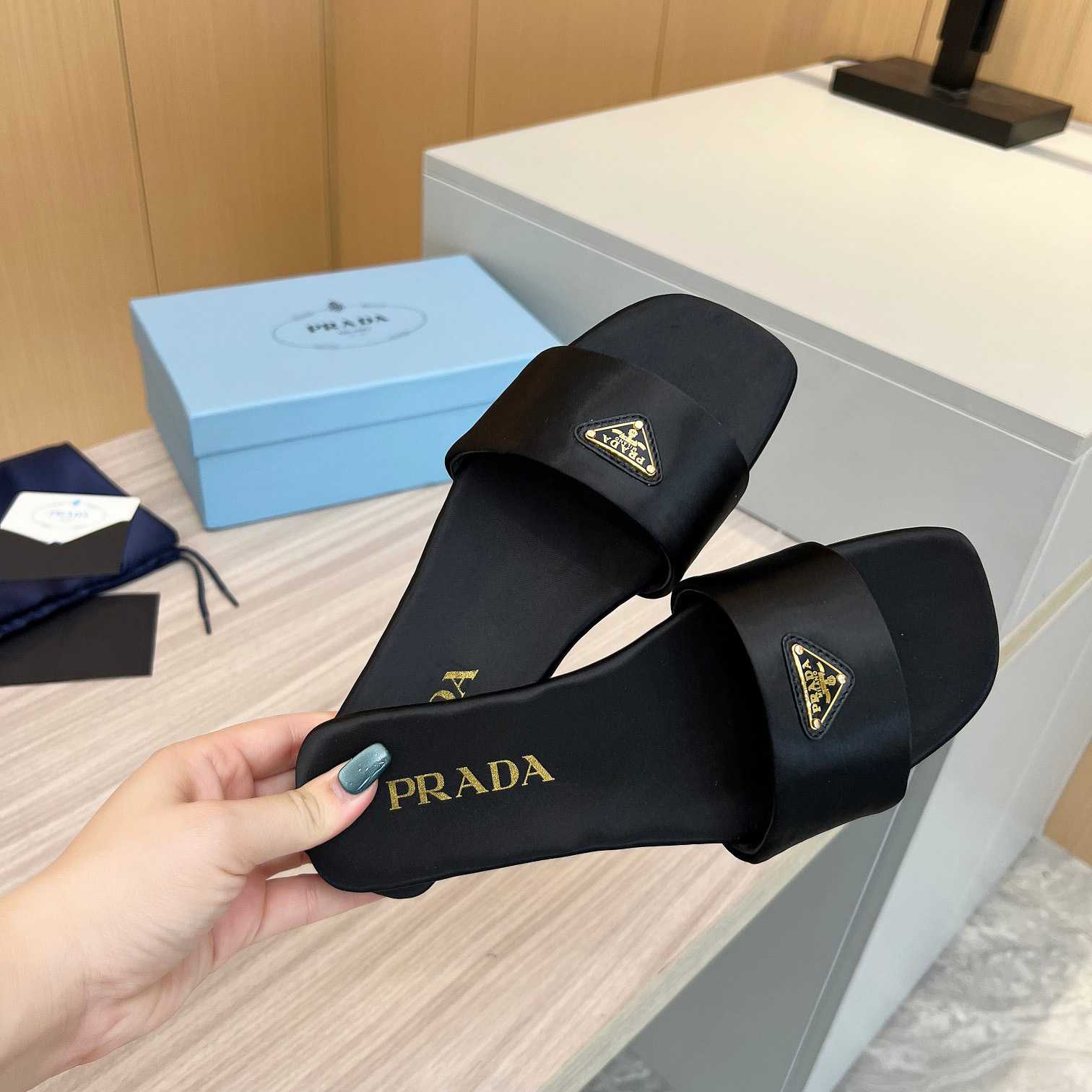 Prada Leather Slides - DesignerGu