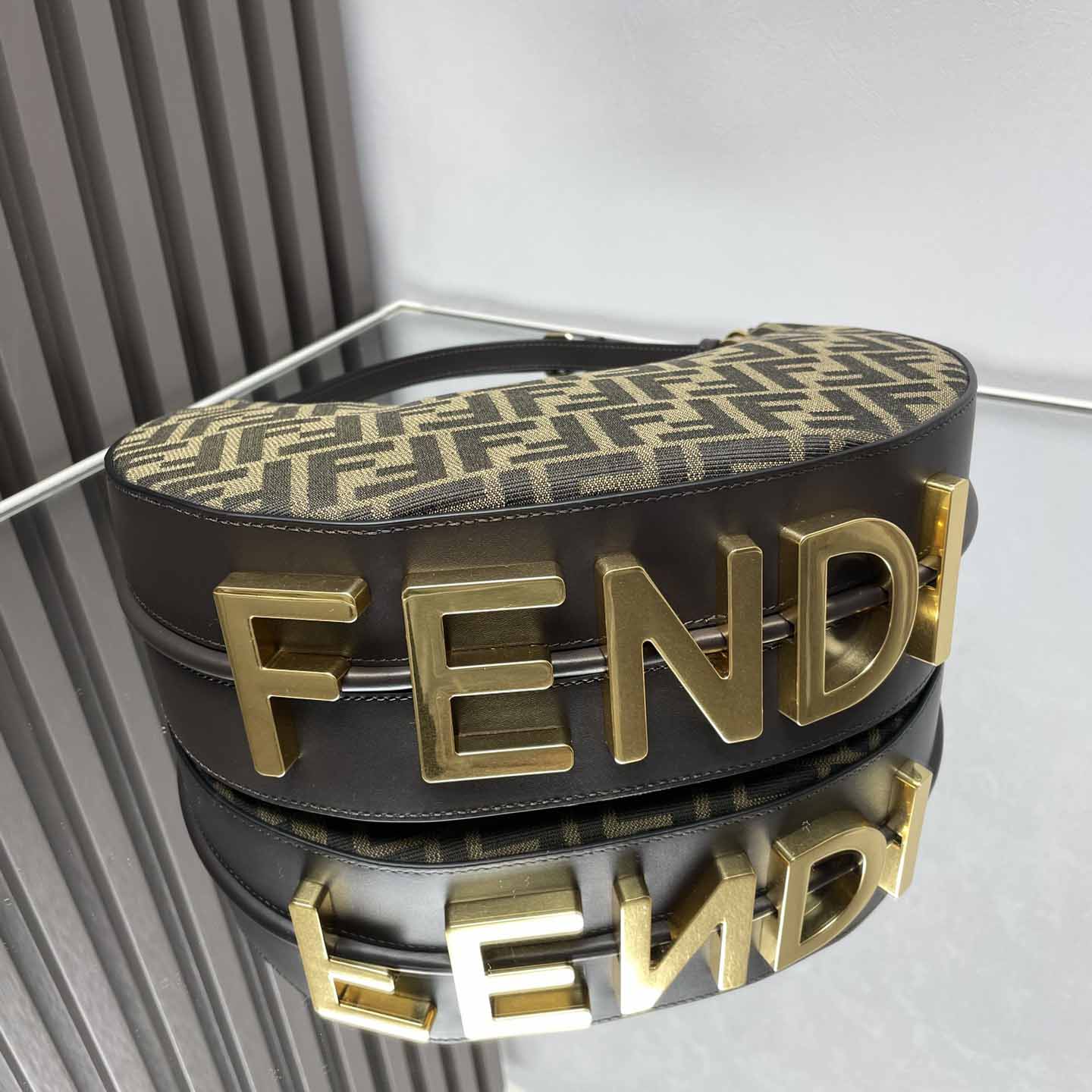 Fendi Fendigraphy Hobo Bag （29-24.5-10cm） - DesignerGu