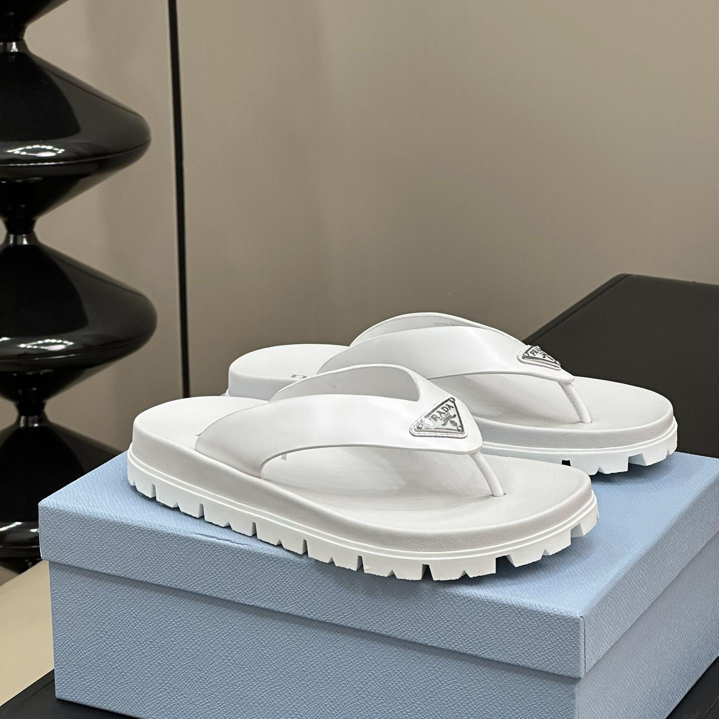 Prada Rubber Thong Sandals - DesignerGu
