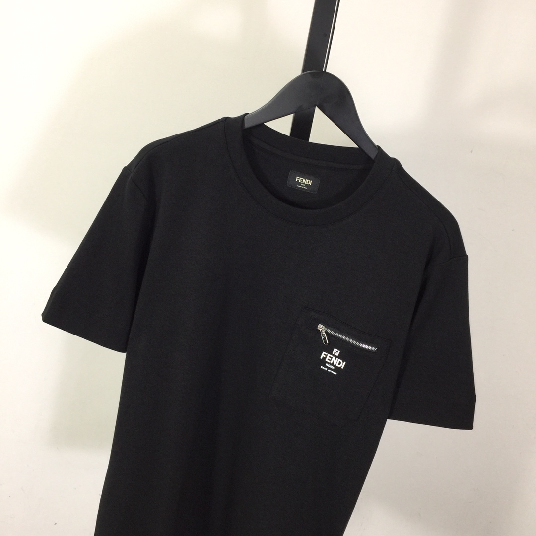 Fendi Black Cotton T-shirt - DesignerGu