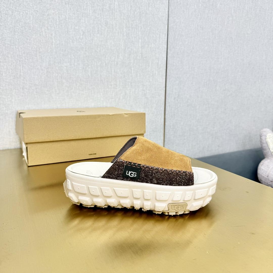 Ugg All Gender Venture Daze Slide - DesignerGu