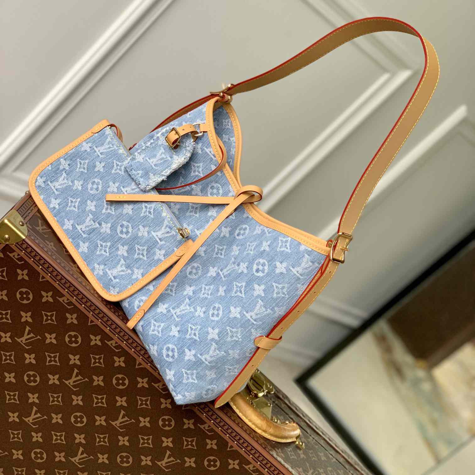 Louis Vuitton CarryAll PM   M11462 - DesignerGu