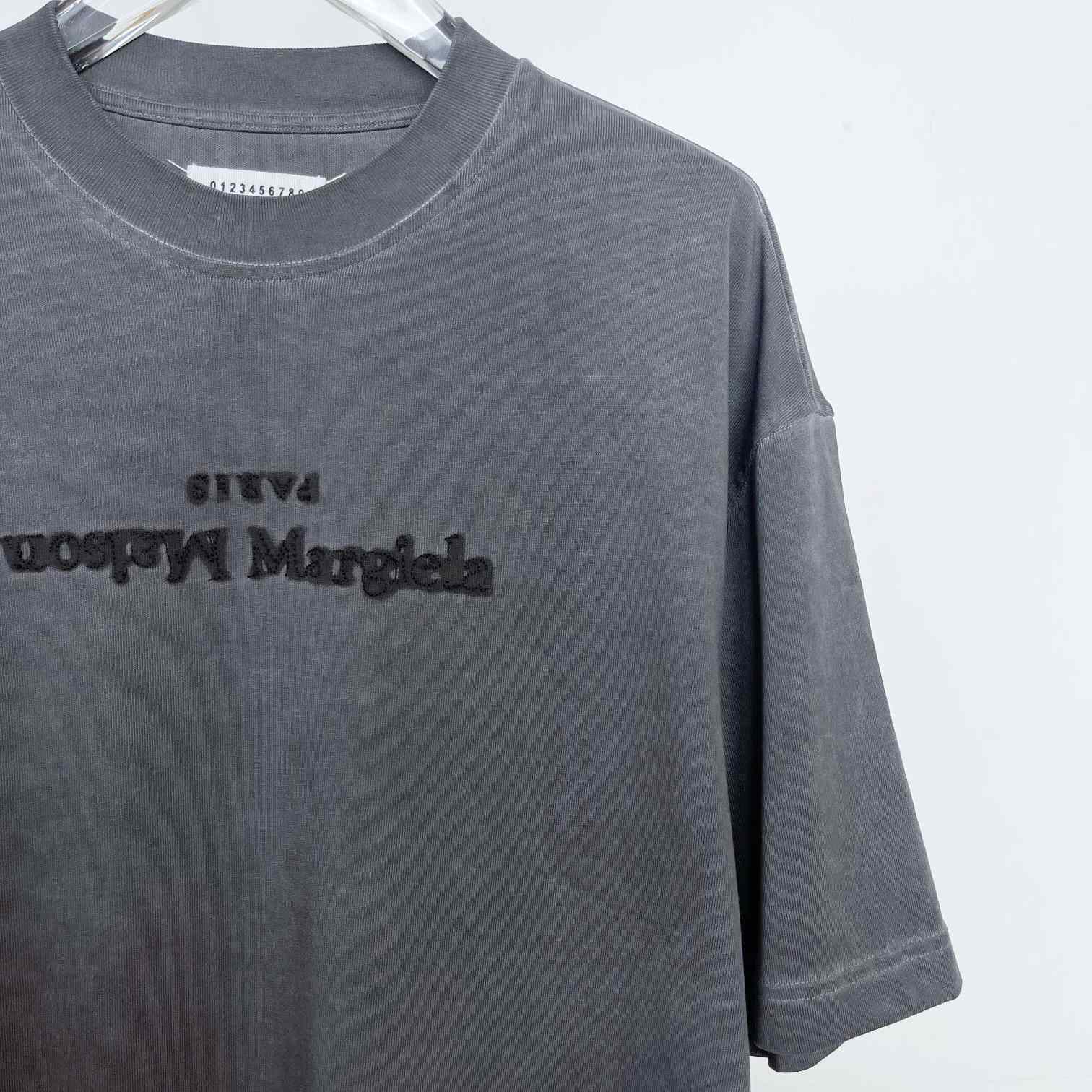 Maison Margiela Faded Logo T-Shirt In Washed Black - DesignerGu