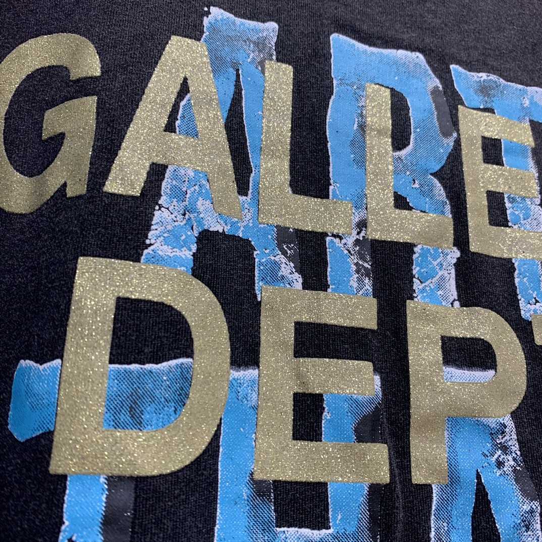 Gallery Dept. Broken Atk Tee - DesignerGu