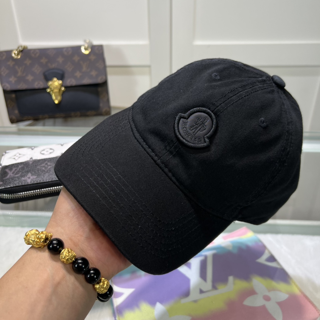 Moncler Cap  - DesignerGu