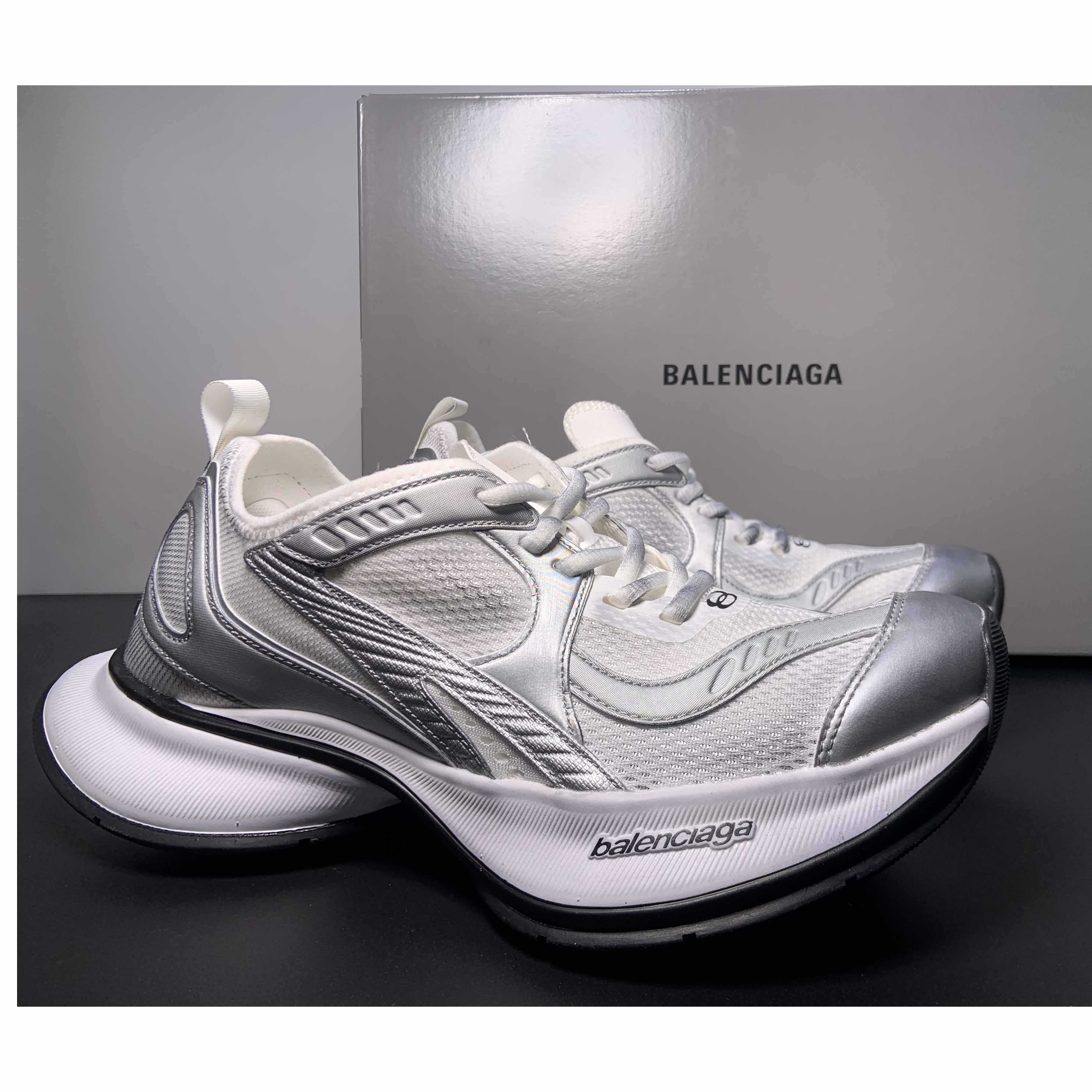 Balenciaga Circuit Sneaker In White And Silver  - DesignerGu