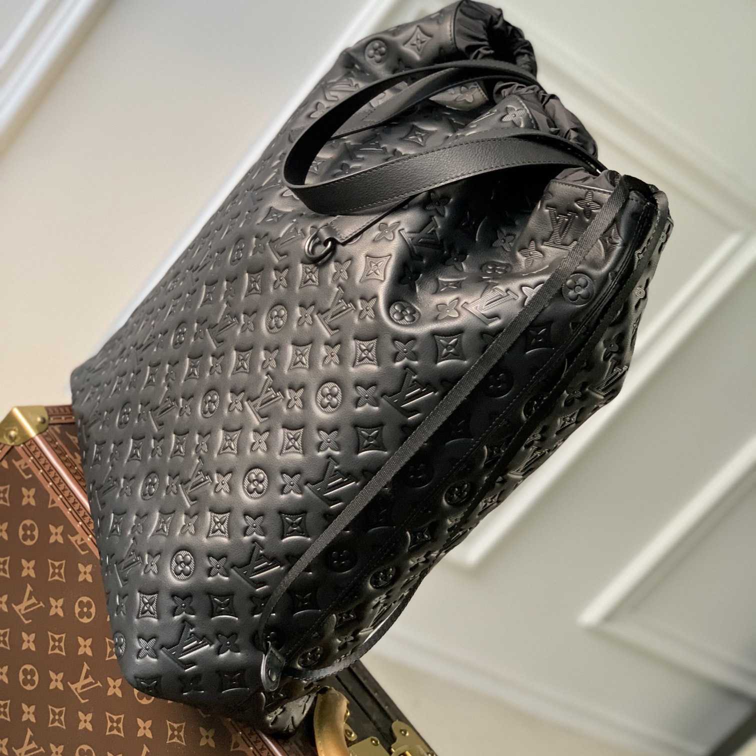 Louis Vuitton Helmet Bag   M46554 - DesignerGu