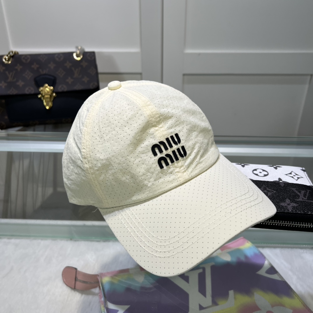 Miu Miu Baseball Cap - DesignerGu