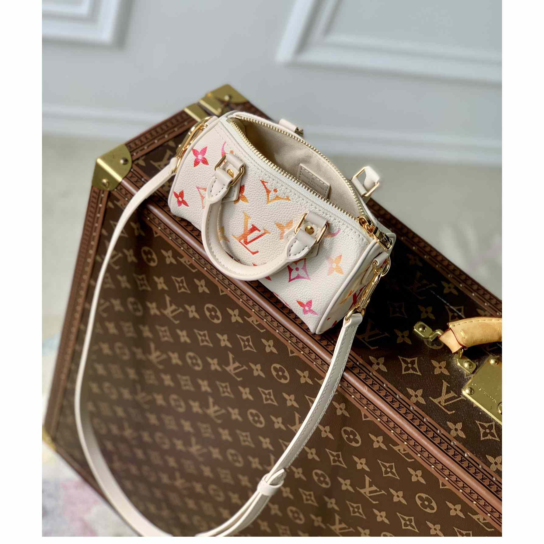 Louis Vuitton Nano Speedy   M83452 - DesignerGu