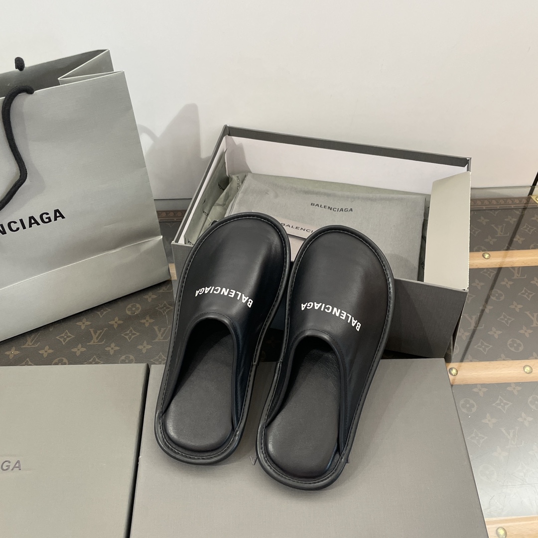 Balenciaga Logo-print Leather Slippers - DesignerGu