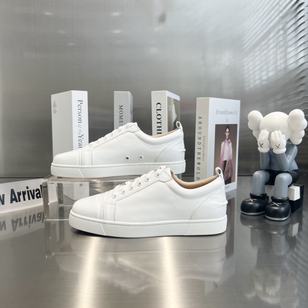 Christian Louboutin Sneakers - DesignerGu