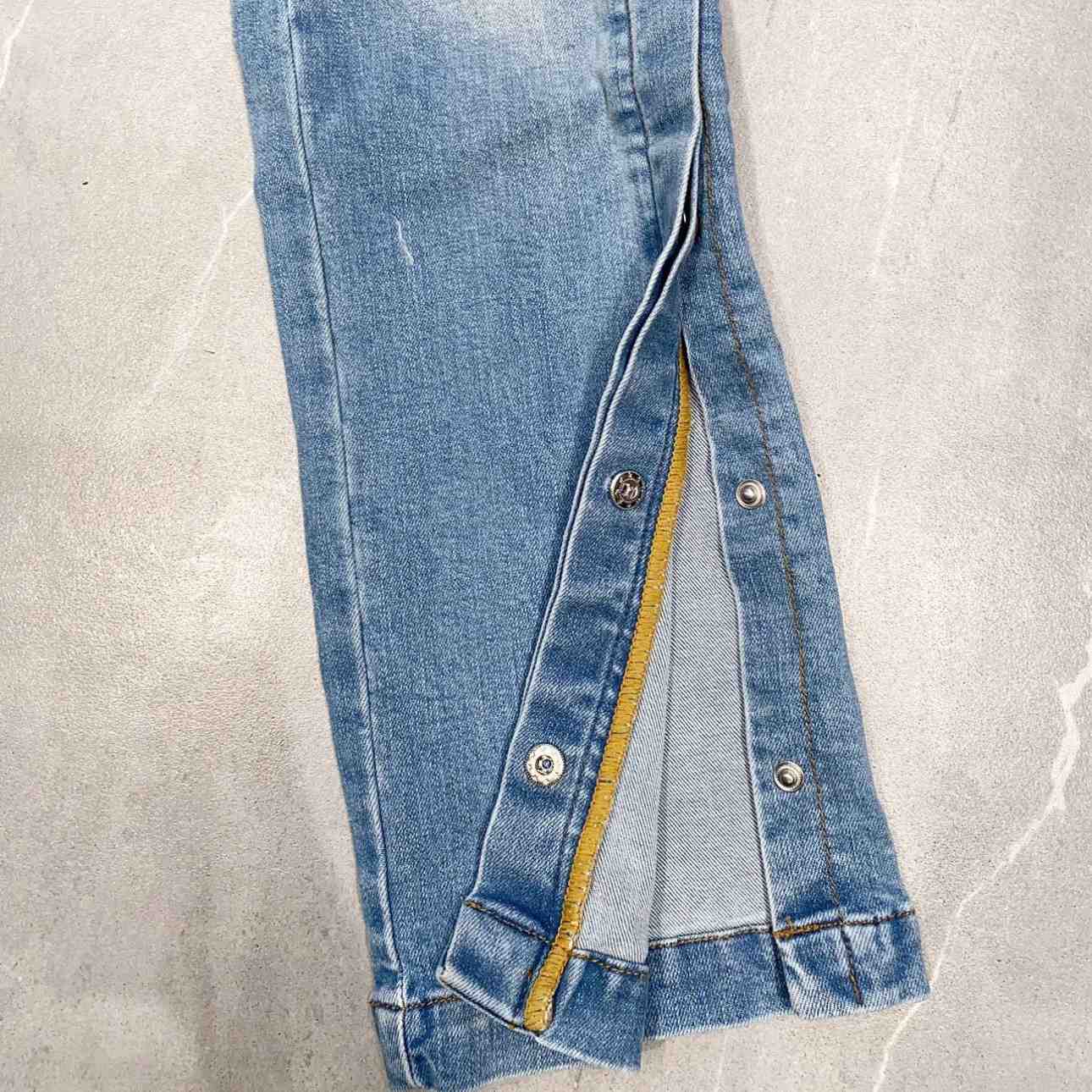 Amiri Jeans     AMK1056 - DesignerGu