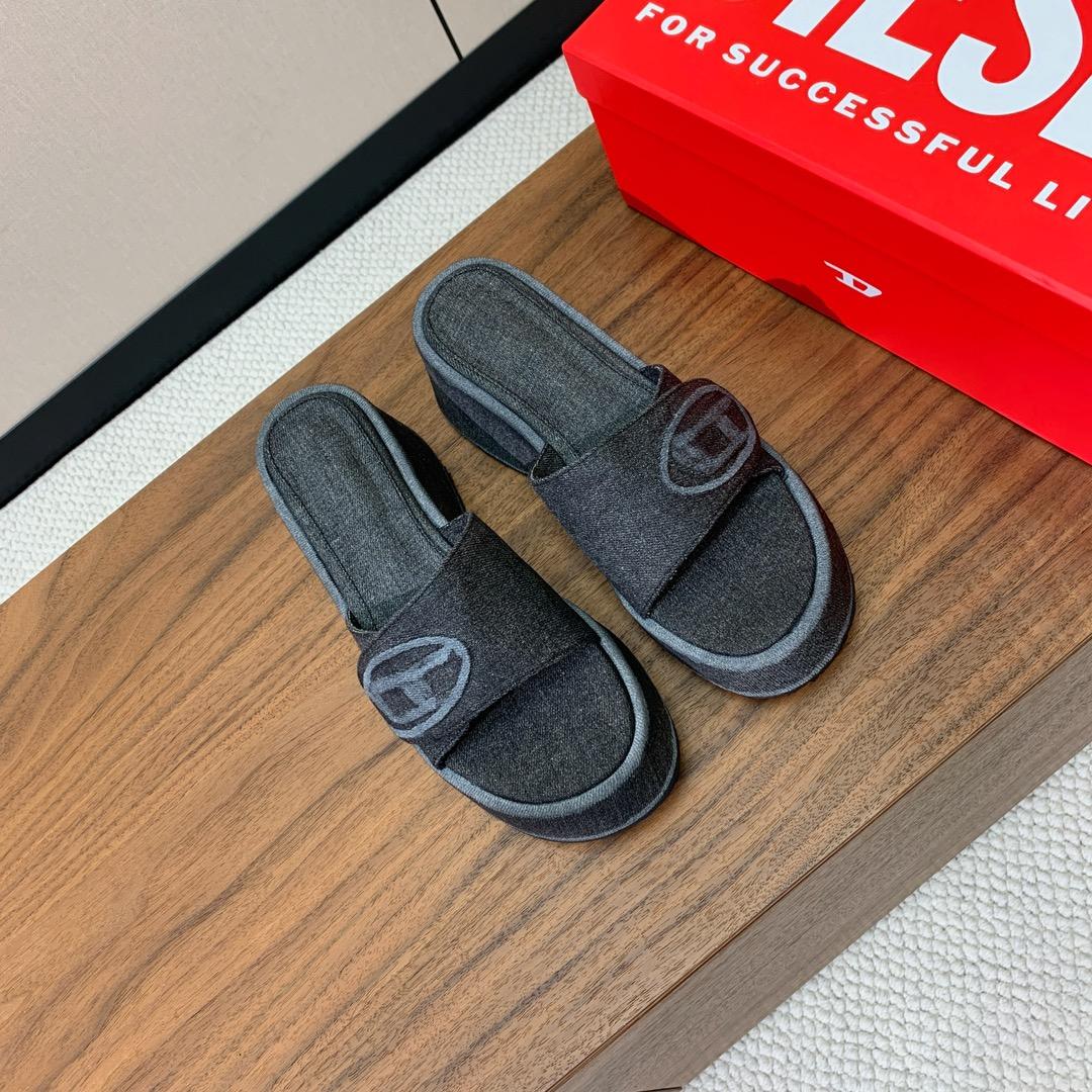 Diesel Sa-Oval D Pf W Denim Sandals - DesignerGu