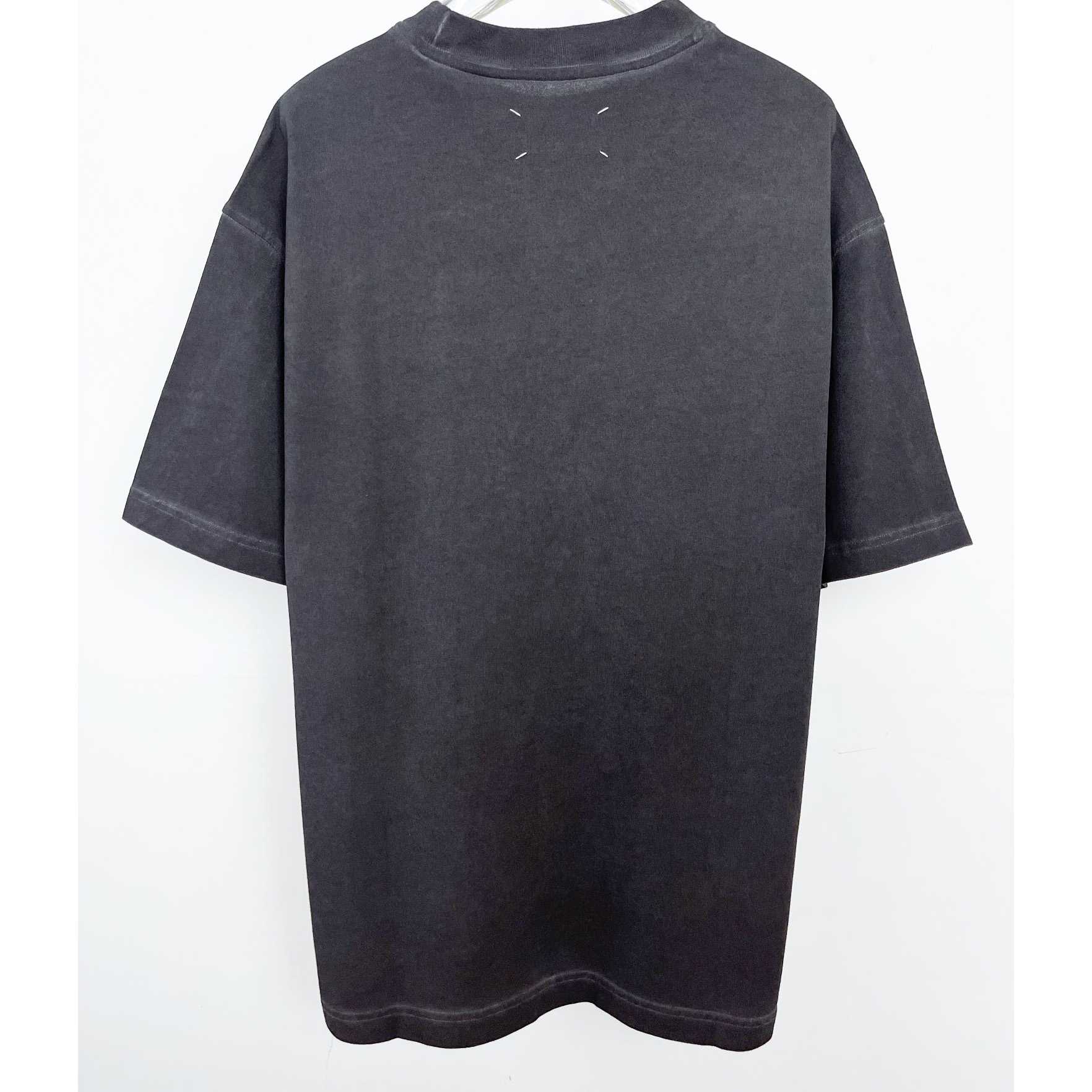 Maison Margiela Logo T-Shirt  - DesignerGu