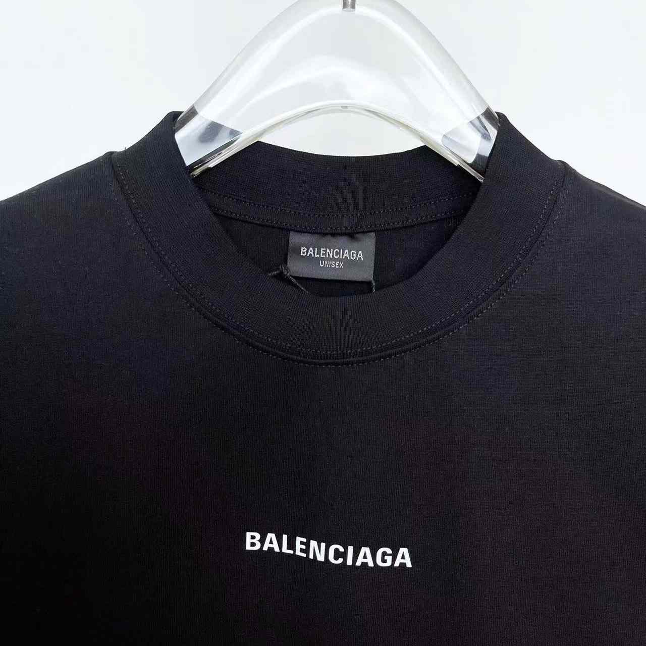 Balenciaga T-Shirt Oversized In Black - DesignerGu