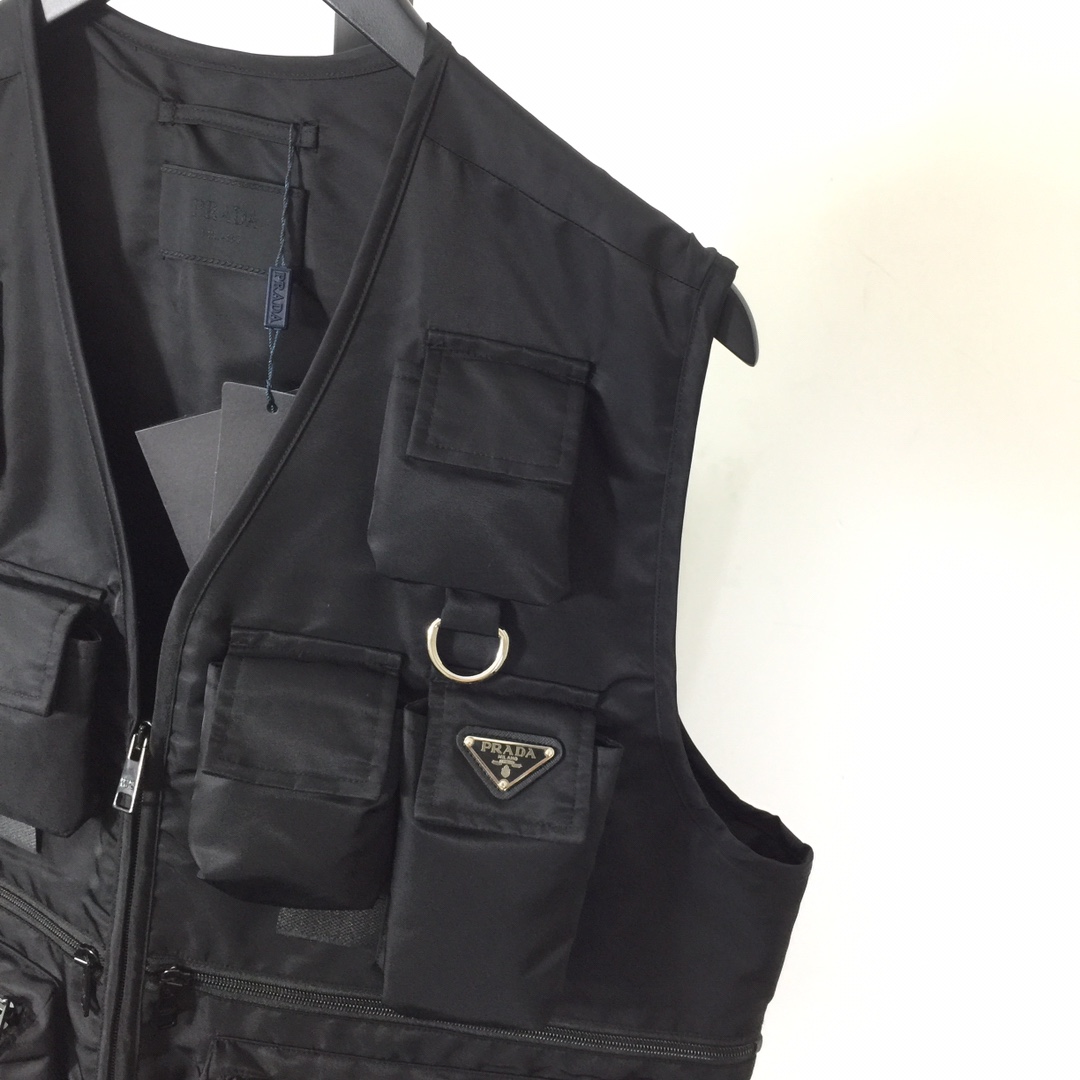 Prada Re-Nylon Vest - DesignerGu