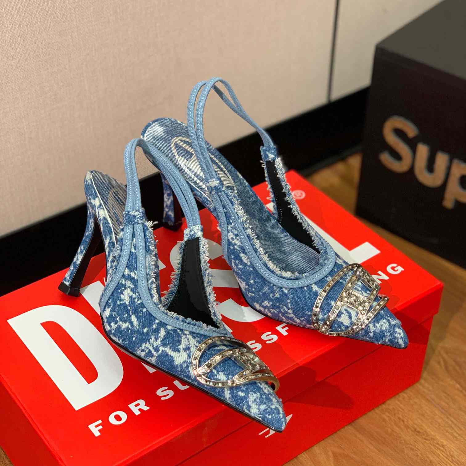 Diesel Blue D-Venus SB Heels - DesignerGu