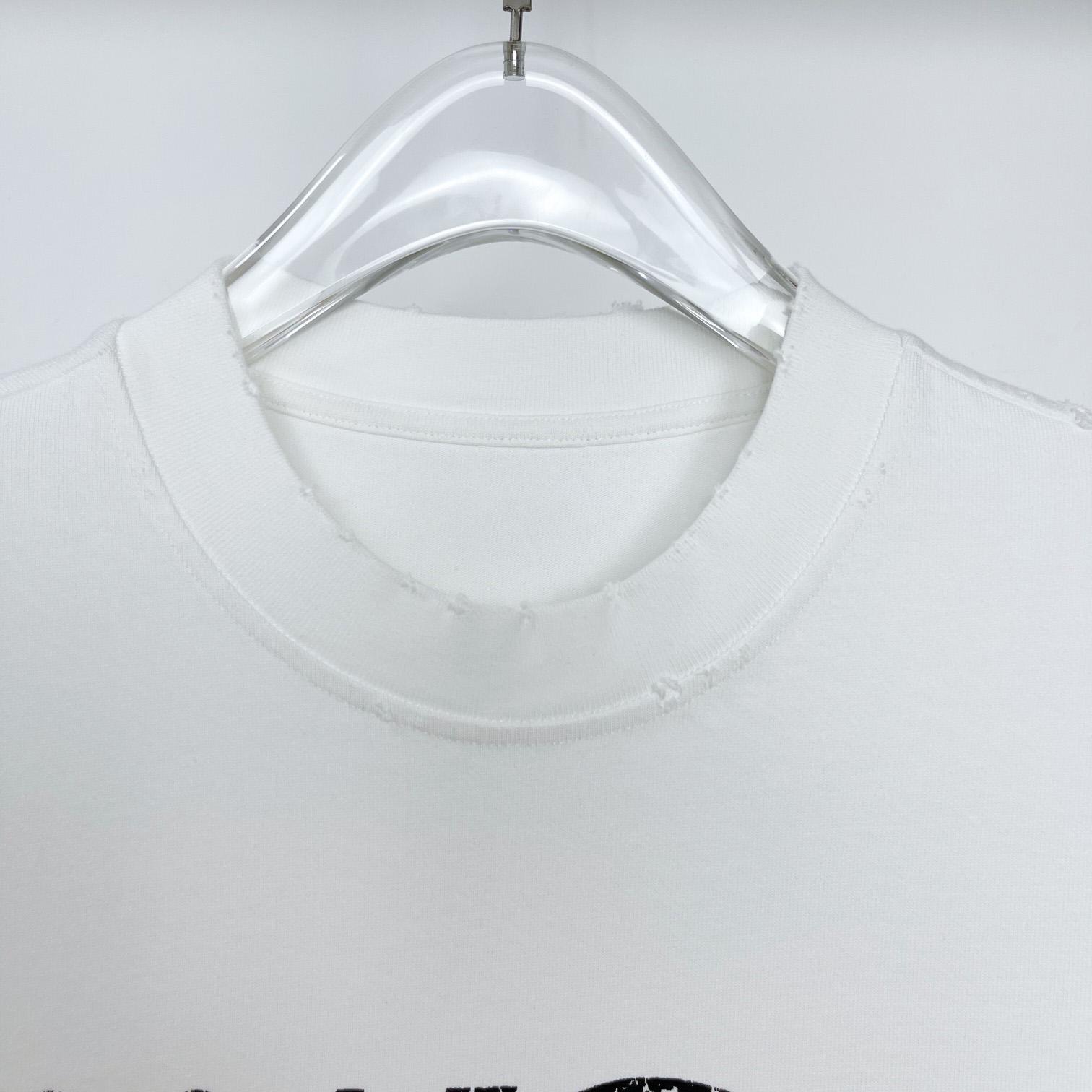 Maison Margiela Logo T-Shirt  - DesignerGu