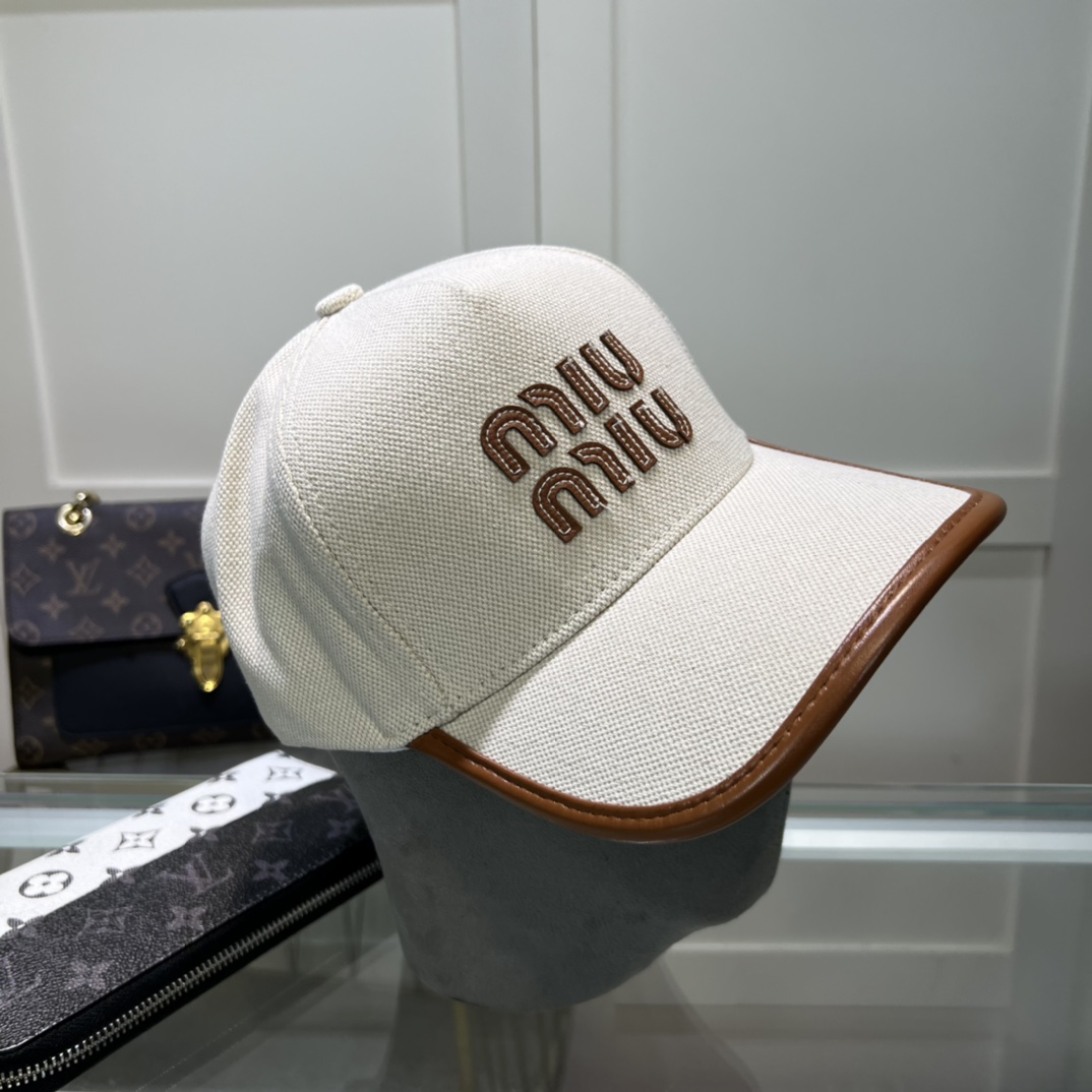 Miu Miu Baseball Cap - DesignerGu