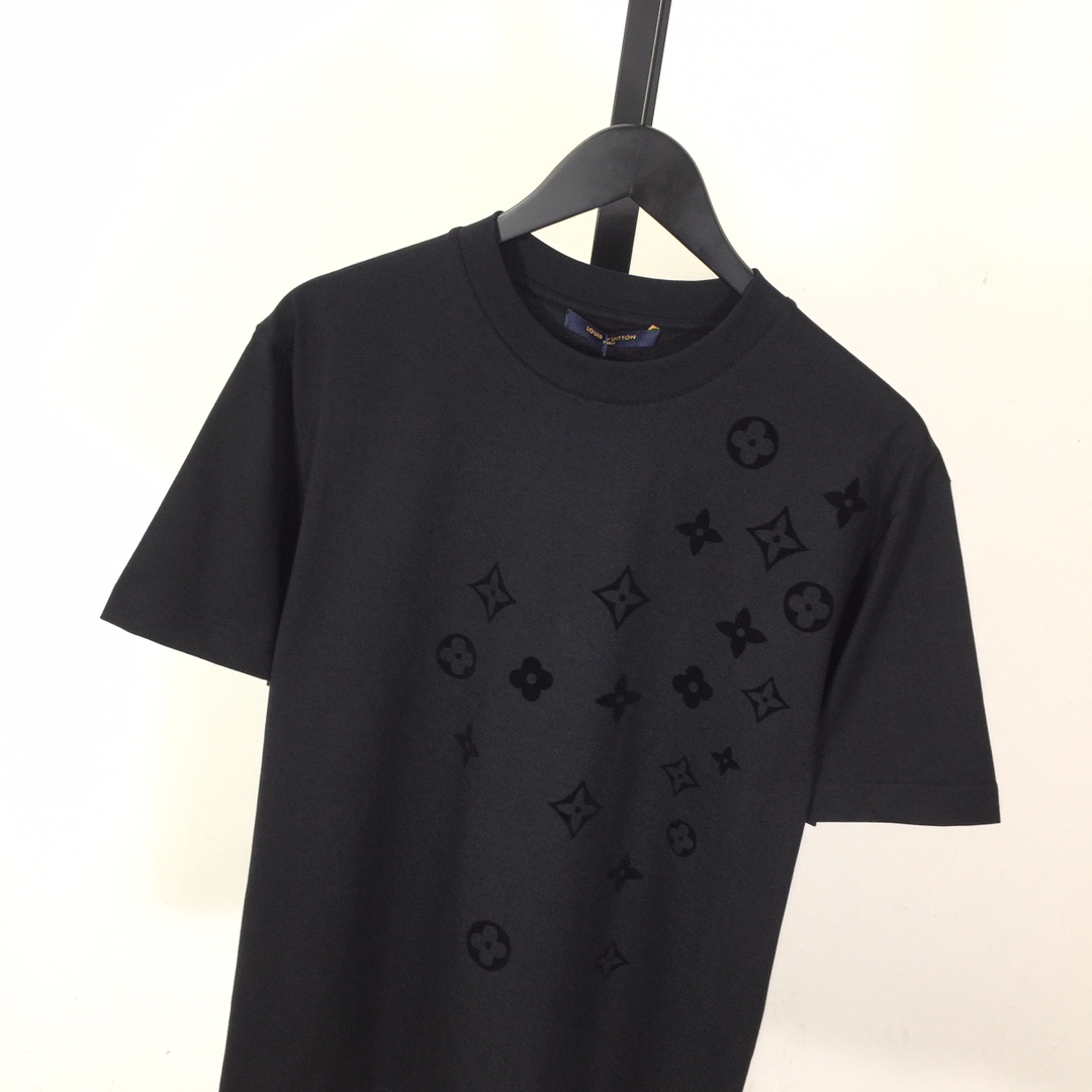 Louis Vuitton Monogram Cotton T-shirt - DesignerGu