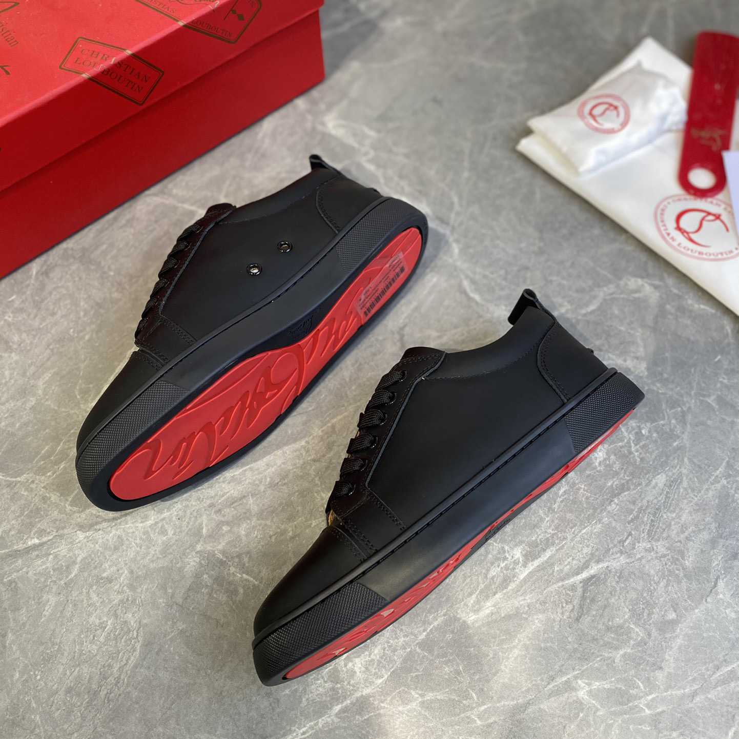 Christian Louboutin Sneakers - DesignerGu