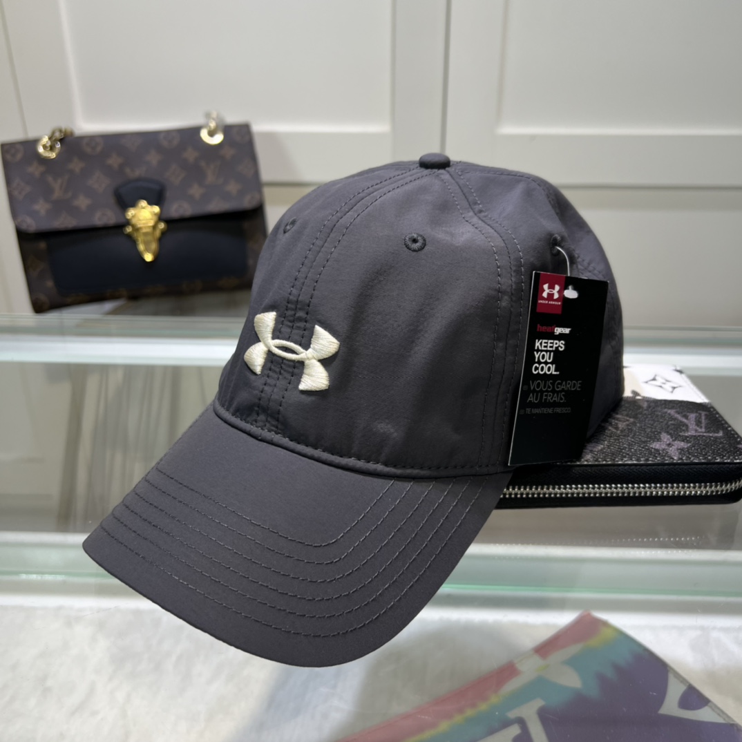 Under Armour Cap - DesignerGu