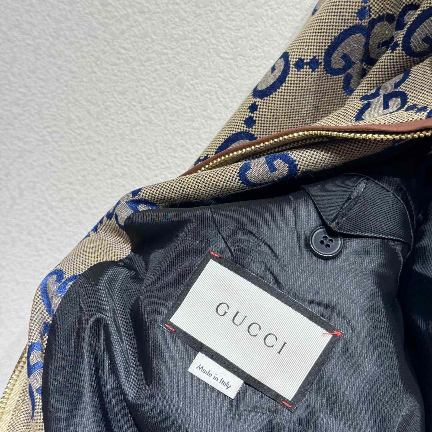 Gucci Maxi GG Canvas Zip Jacket - DesignerGu