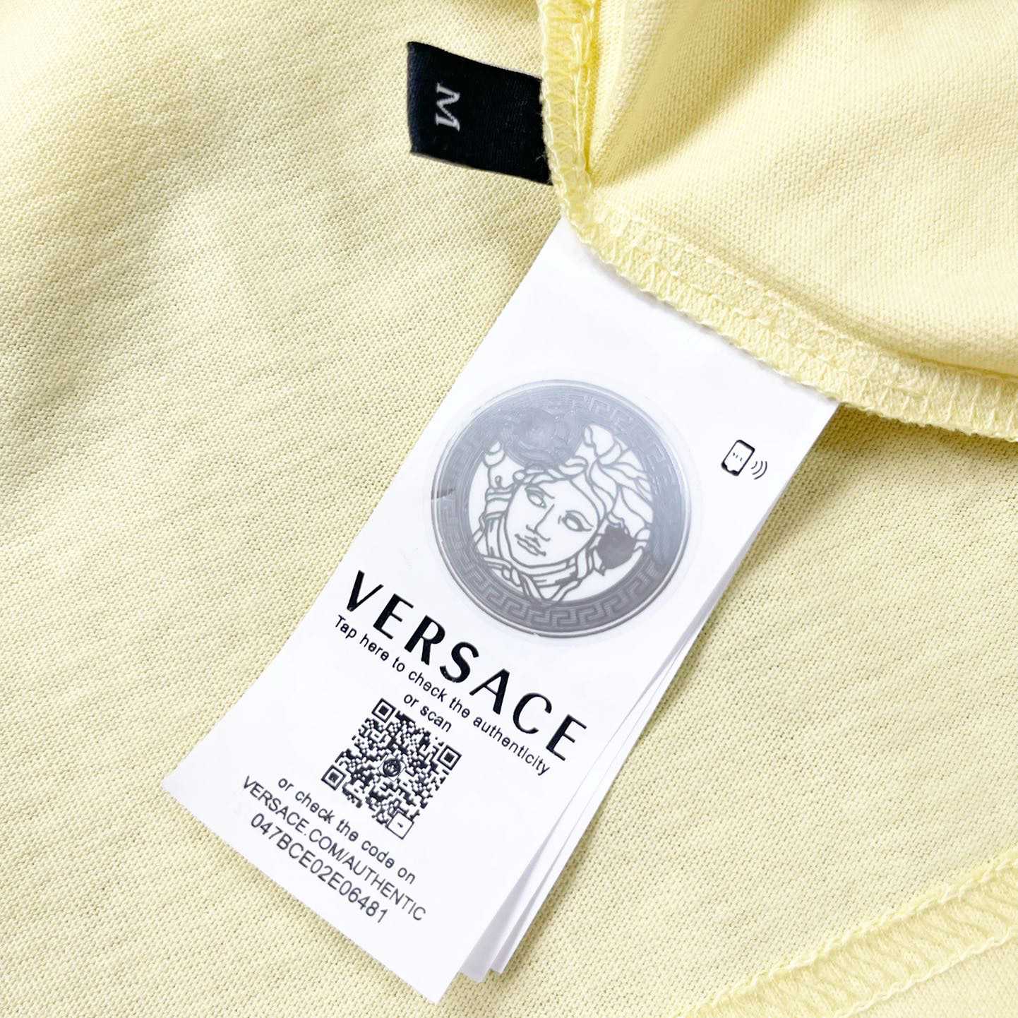 Versace Spring Logo T-Shirt - DesignerGu