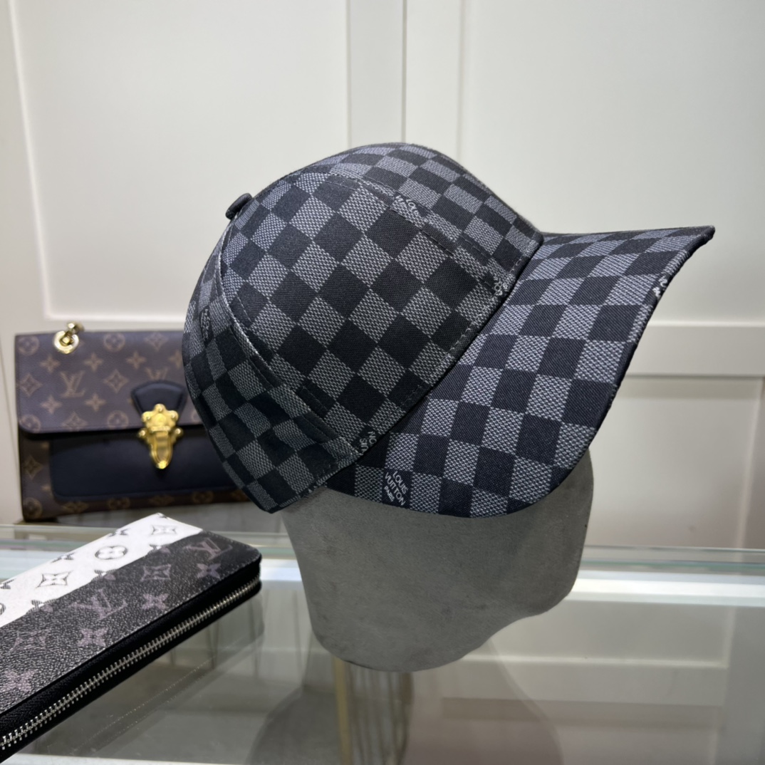 Louis Vuitton Cap - DesignerGu