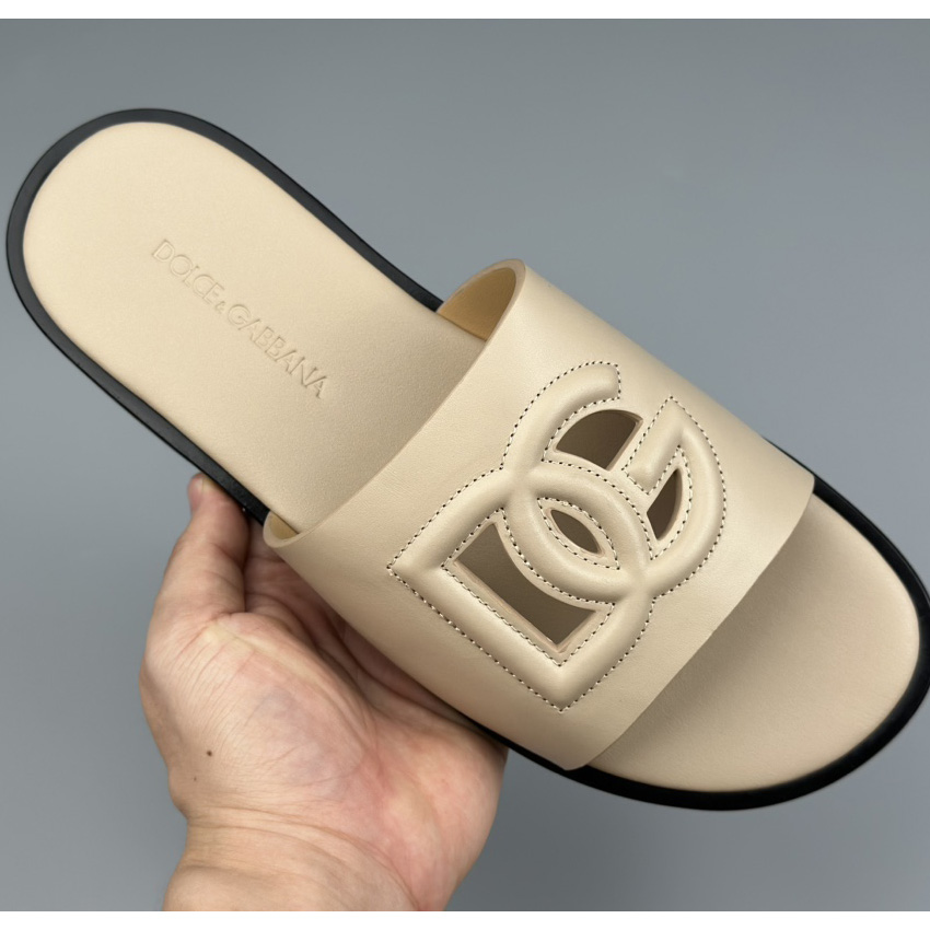 Dolce & Gabbana Calfskin sliders - DesignerGu