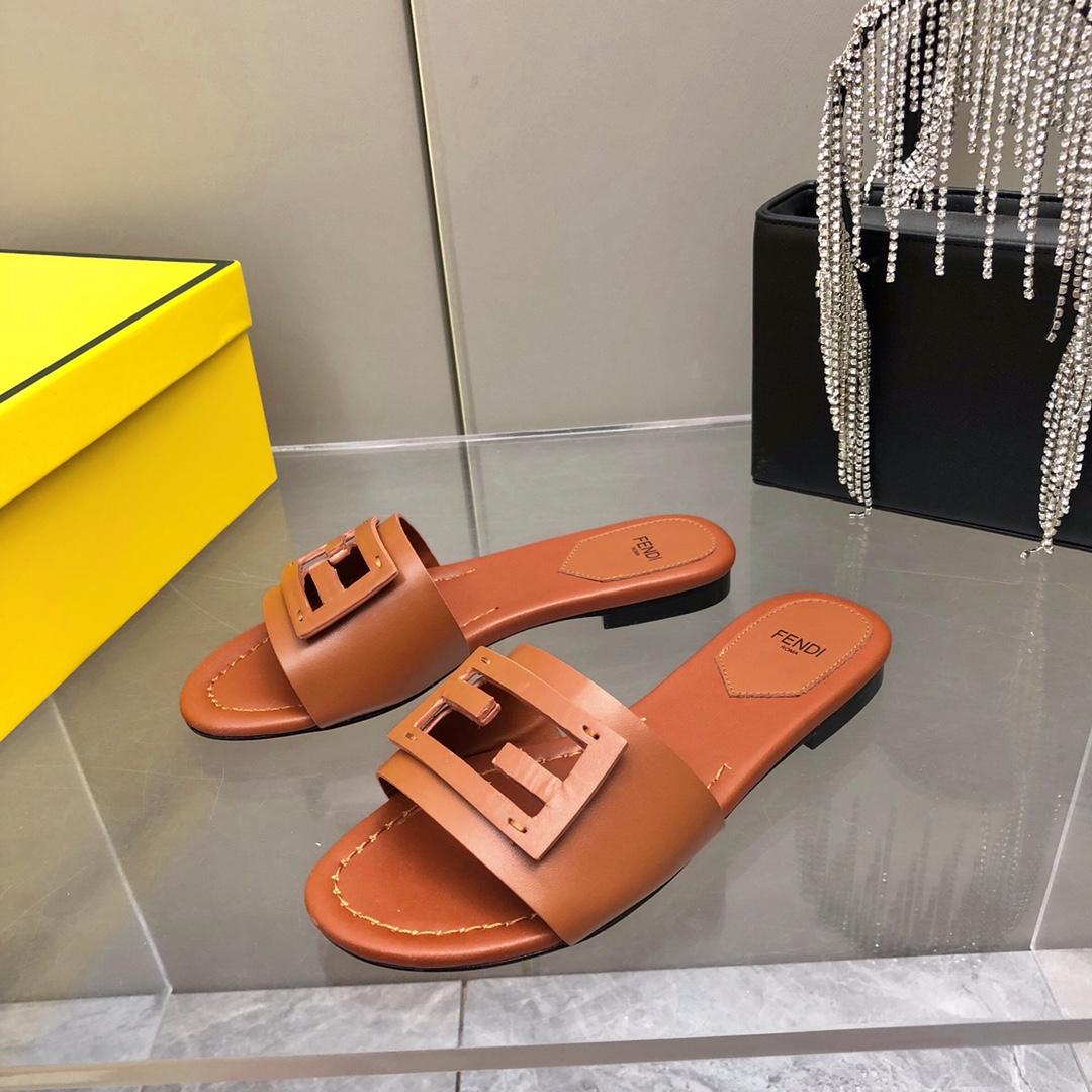 Fendi Baguette Brown Leather Slides - DesignerGu