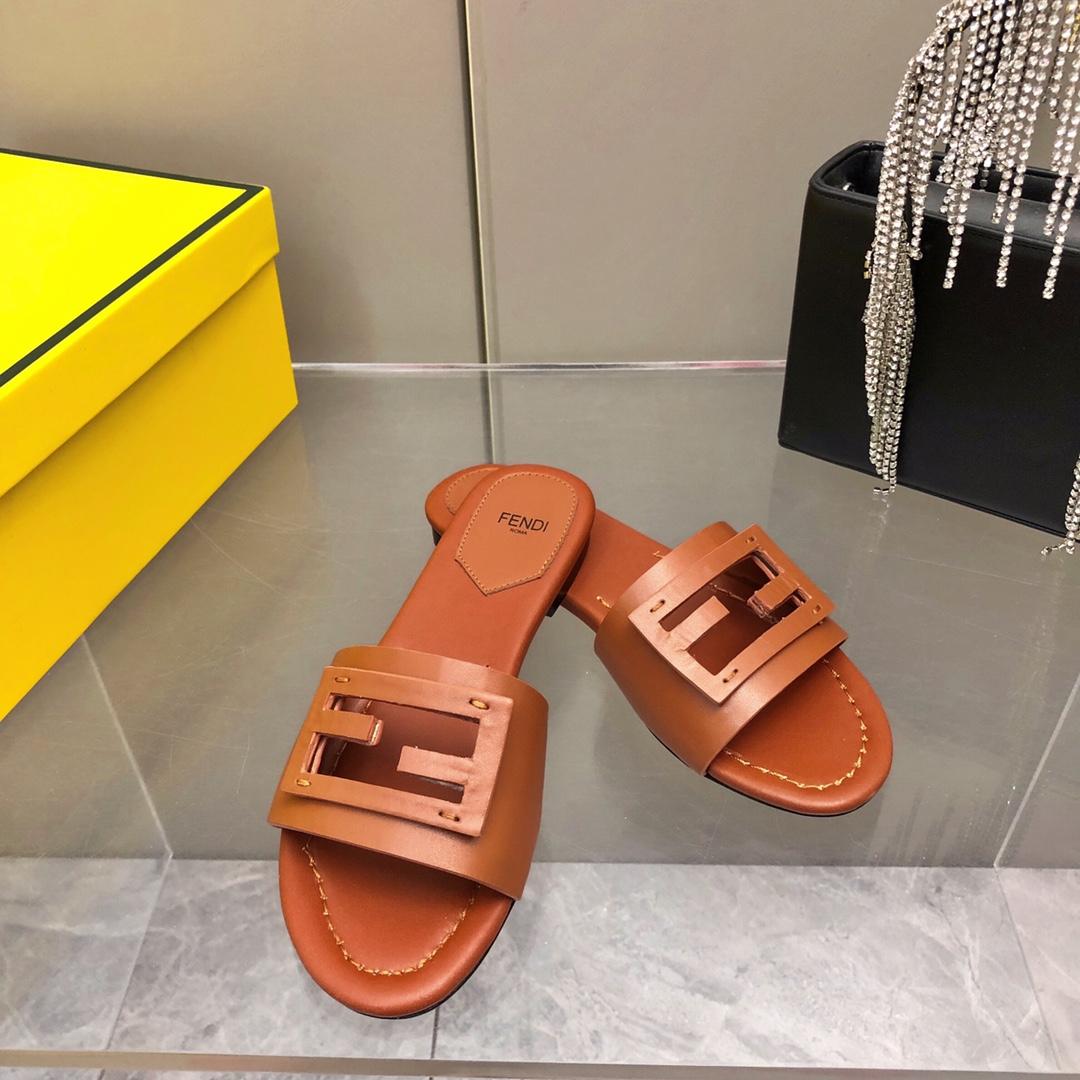 Fendi Baguette Brown Leather Slides - DesignerGu