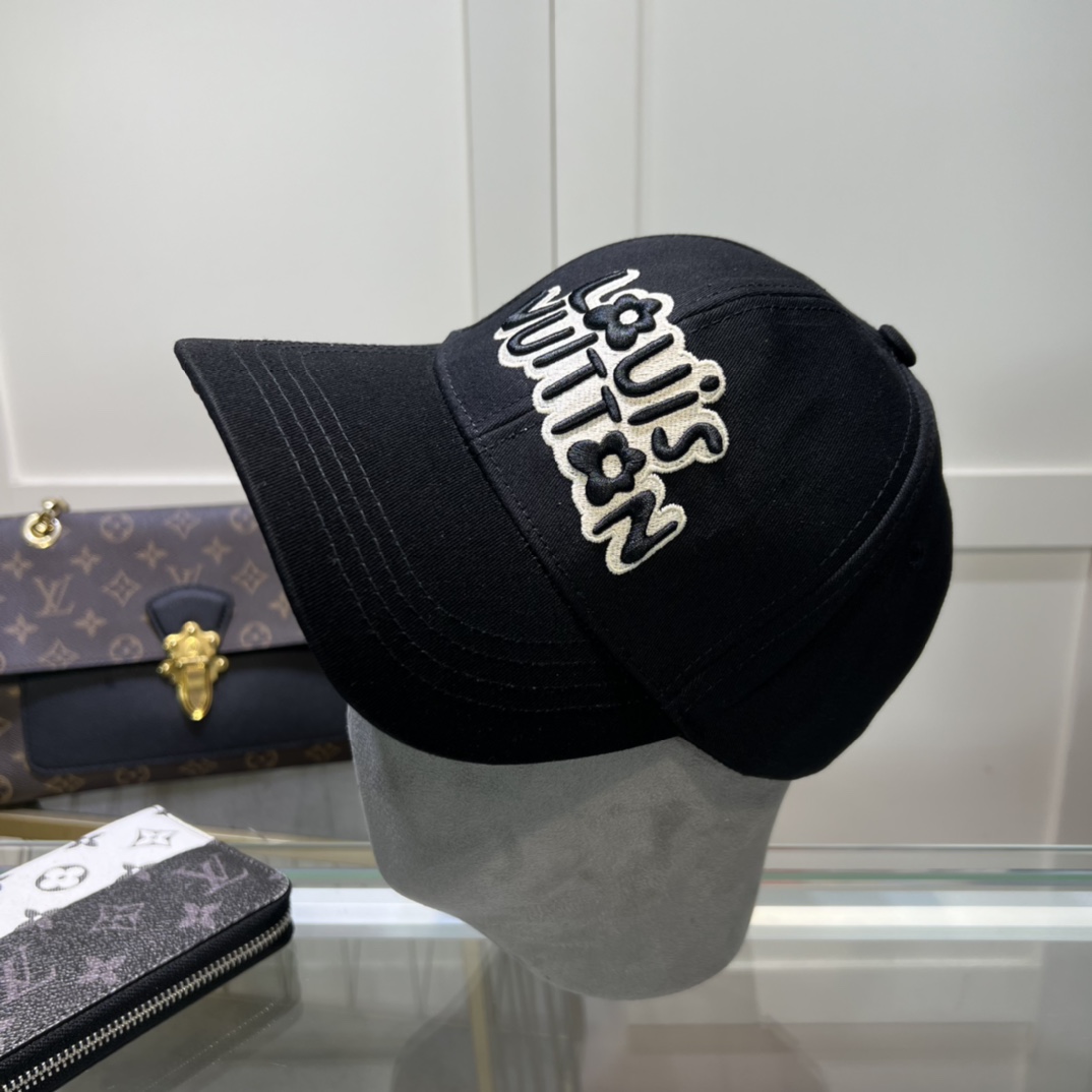 Louis Vuitton Cap - DesignerGu