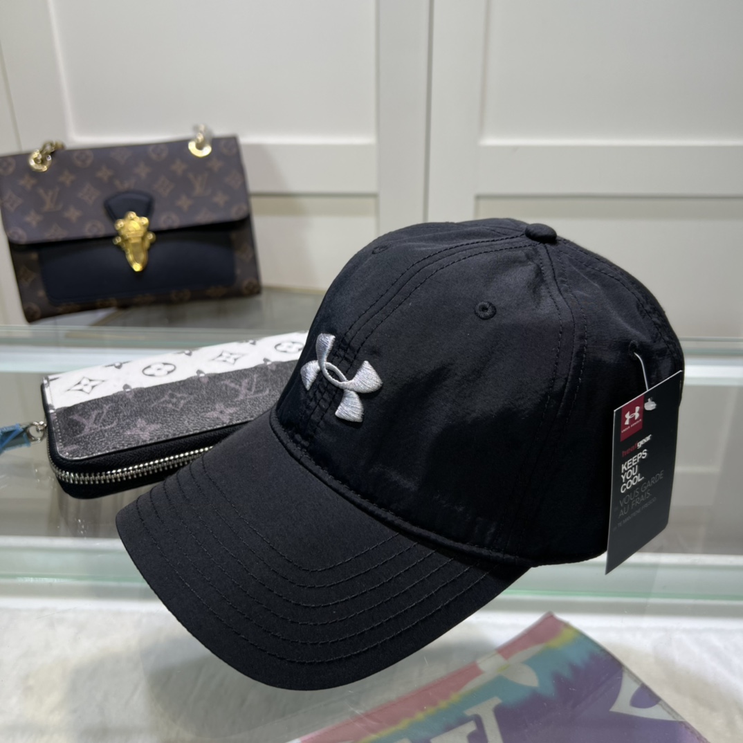 Under Armour Cap - DesignerGu