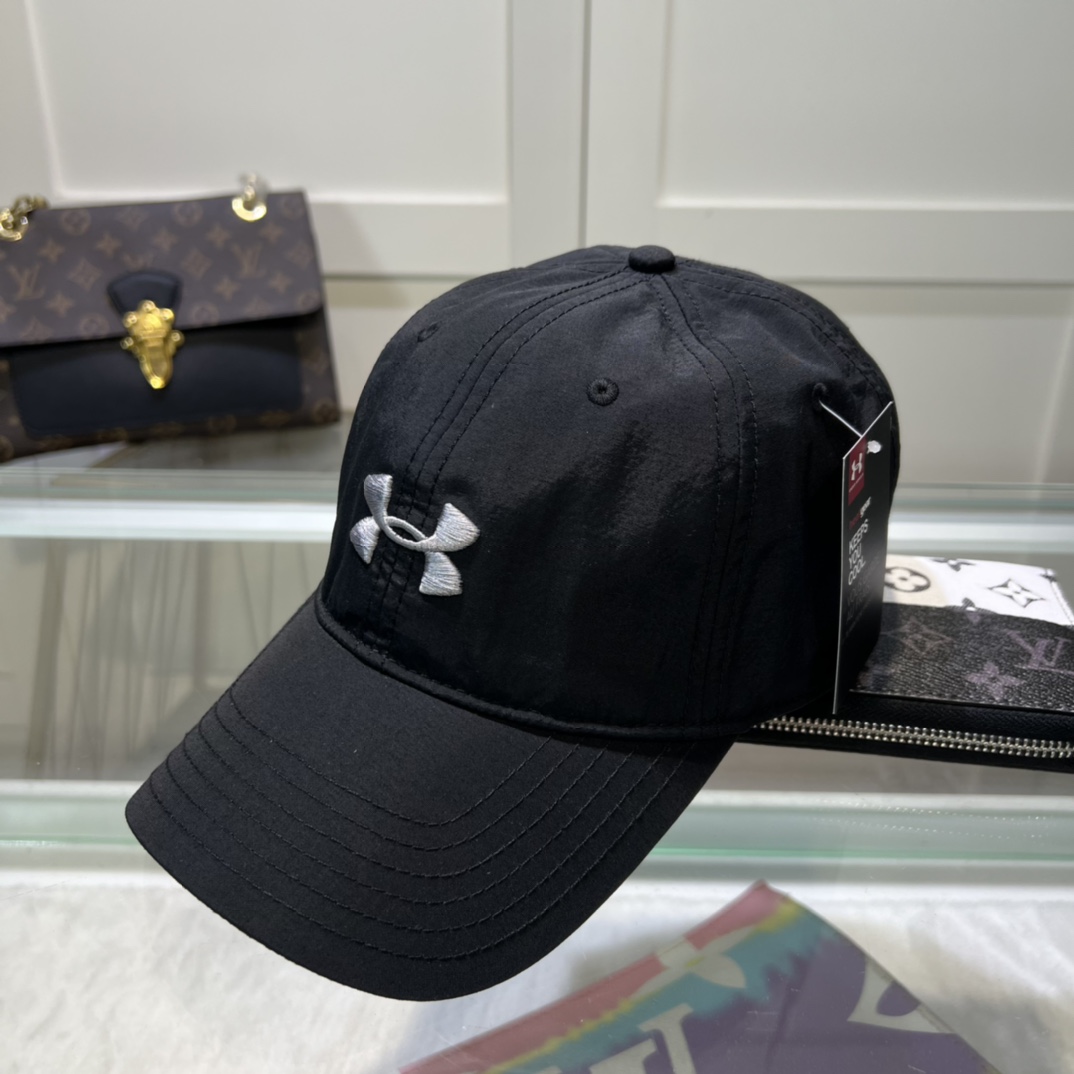 Under Armour Cap - DesignerGu