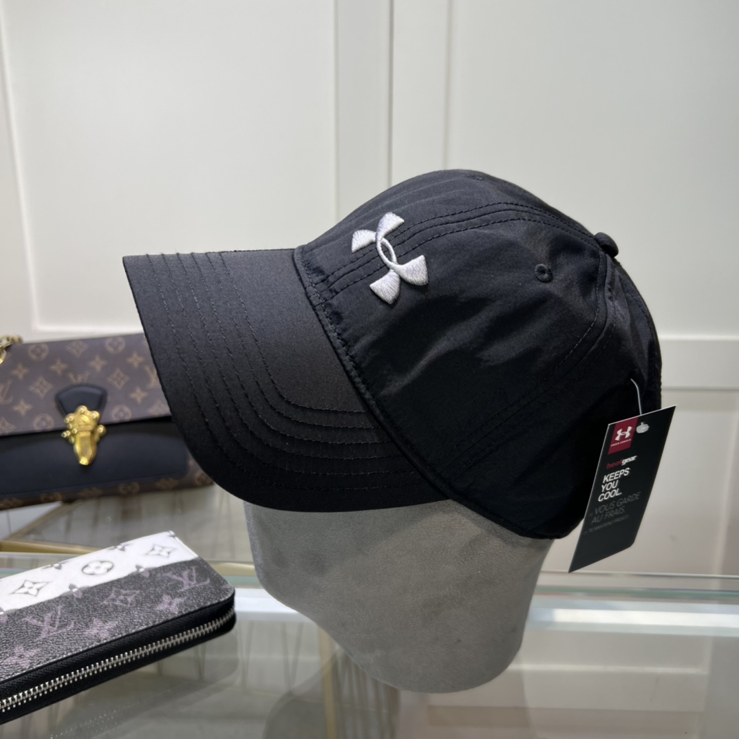 Under Armour Cap - DesignerGu