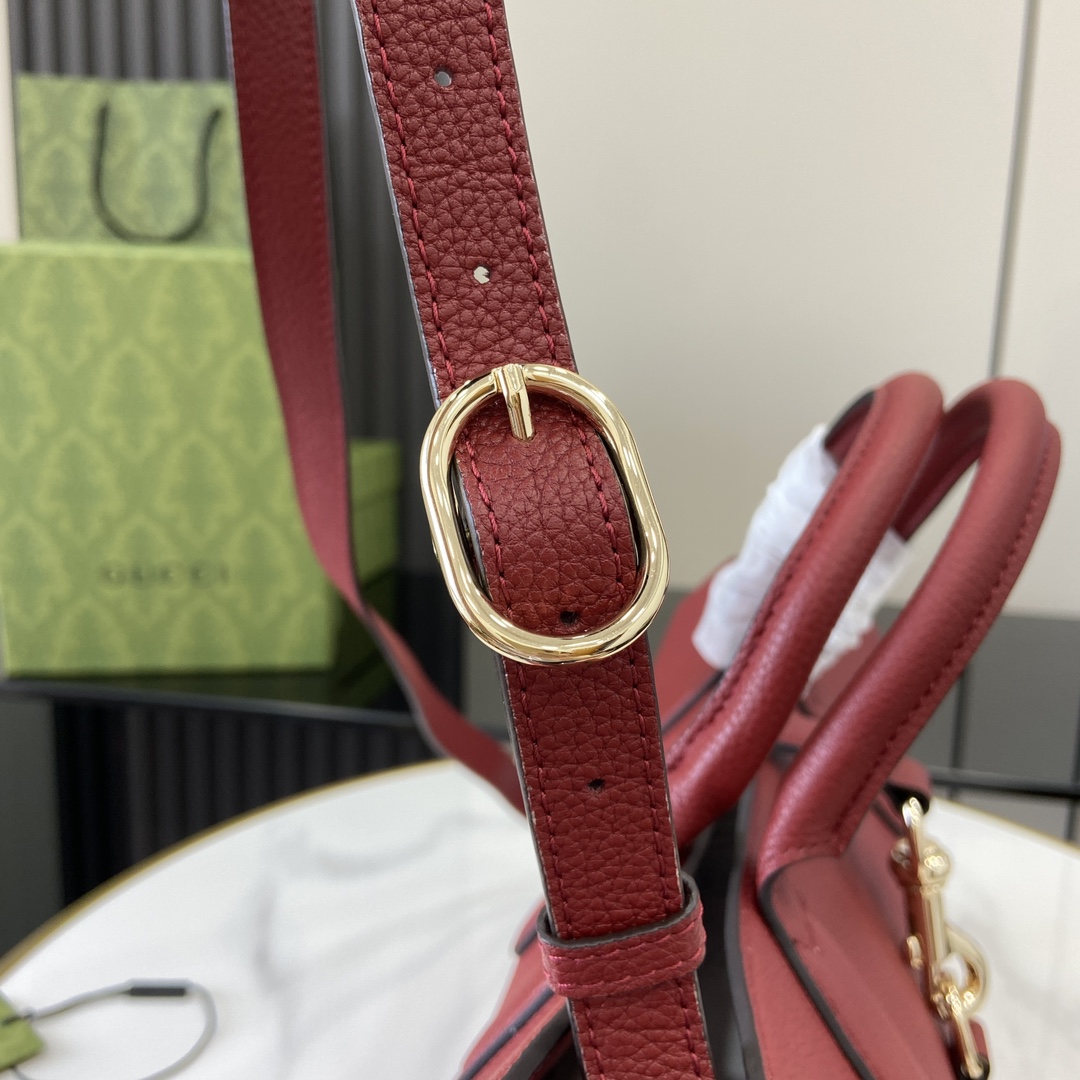 Gucci Medium Tote Bag With Hook Closure - DesignerGu