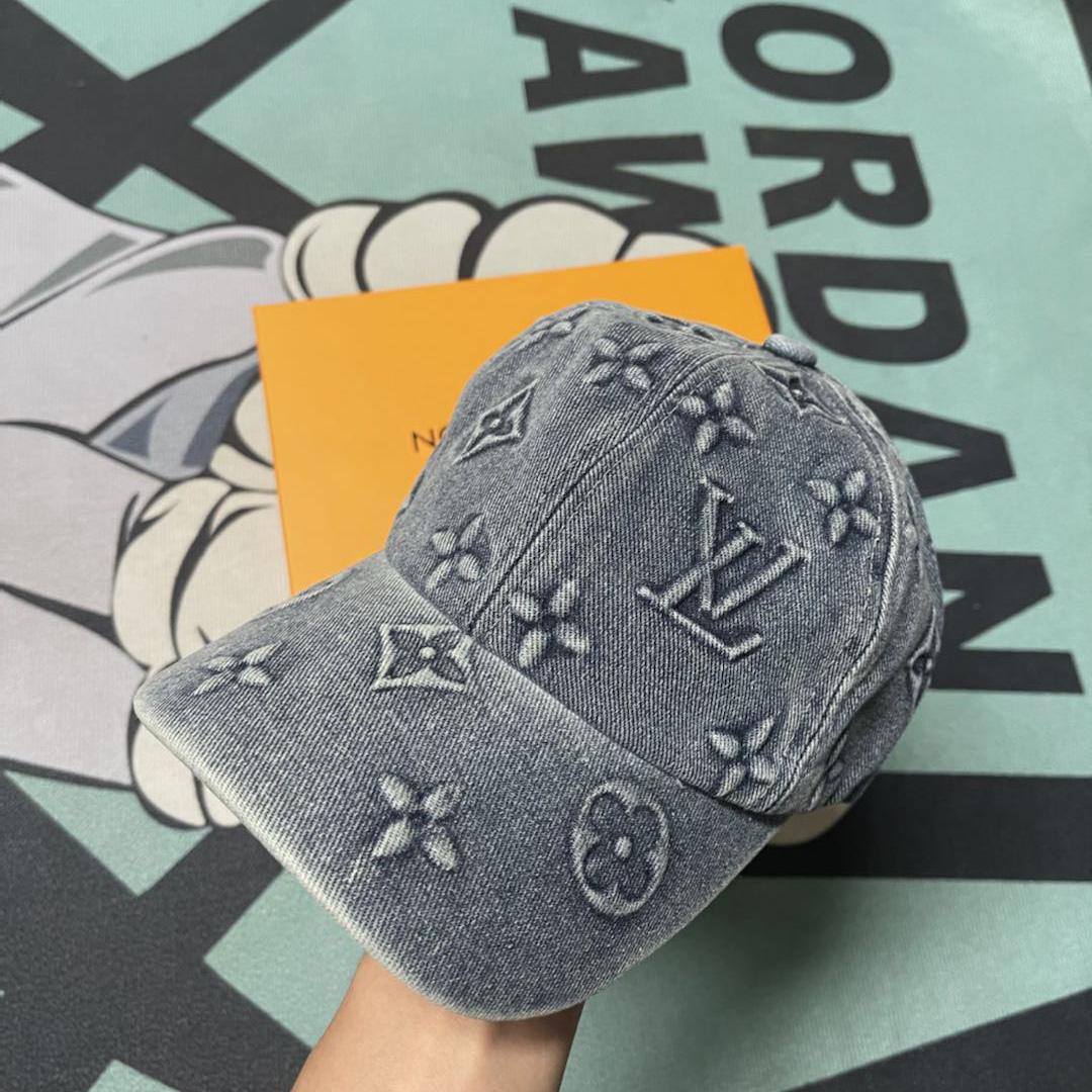 Louis Vuitton Monogram Washed Denim Cap - DesignerGu