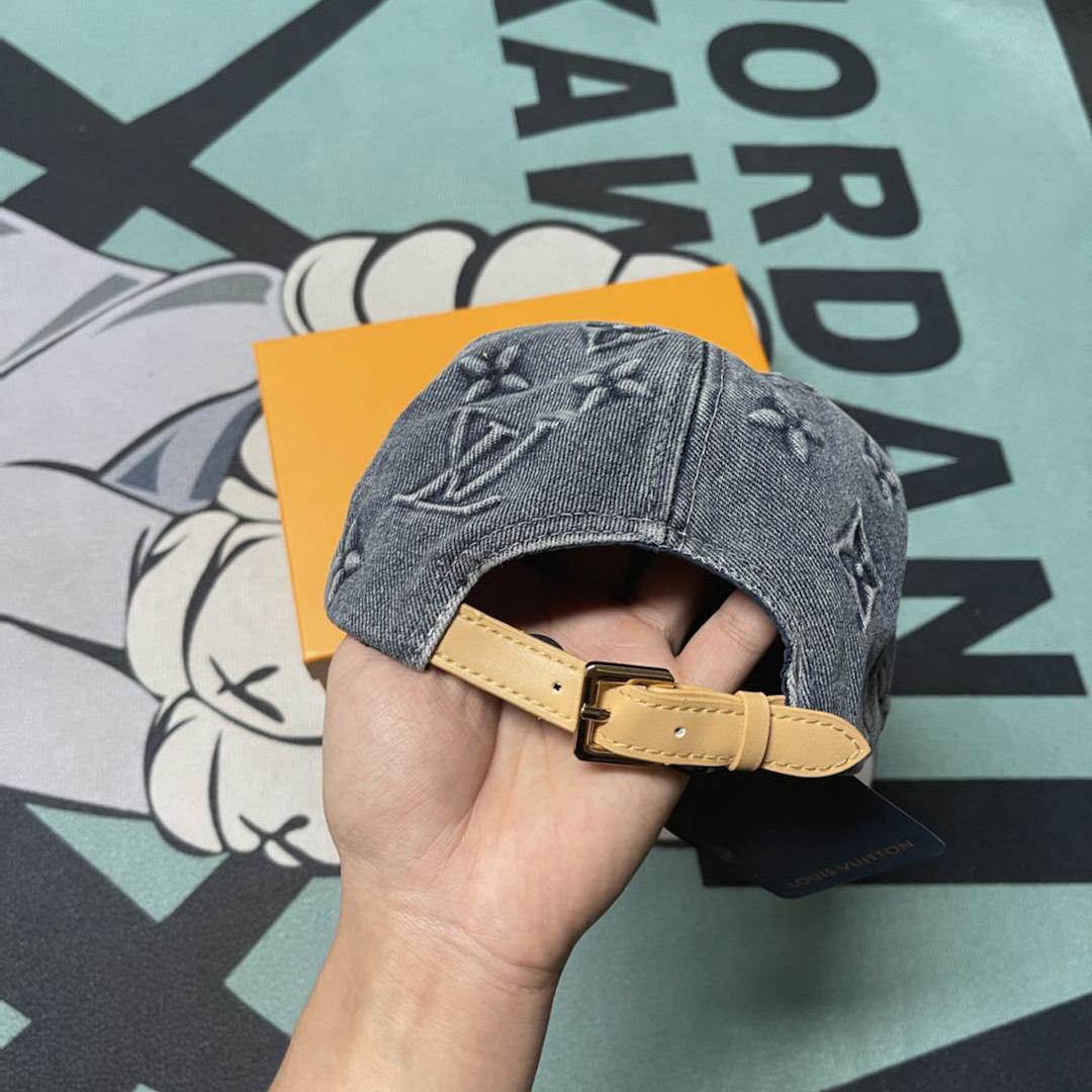 Louis Vuitton Monogram Washed Denim Cap - DesignerGu