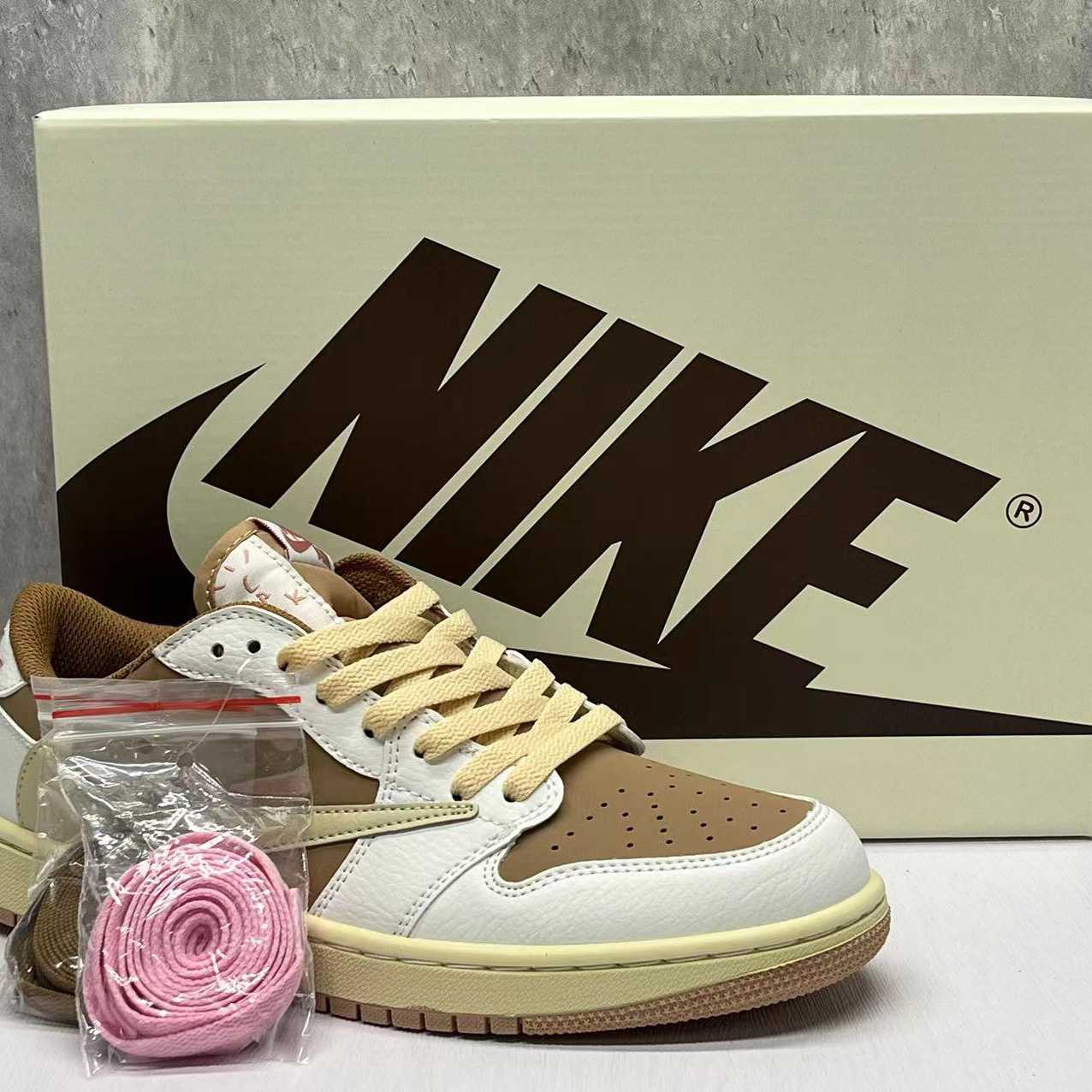 Travis Scott X Jordan 1 Low OG Sneaker   DM7866-106 - DesignerGu