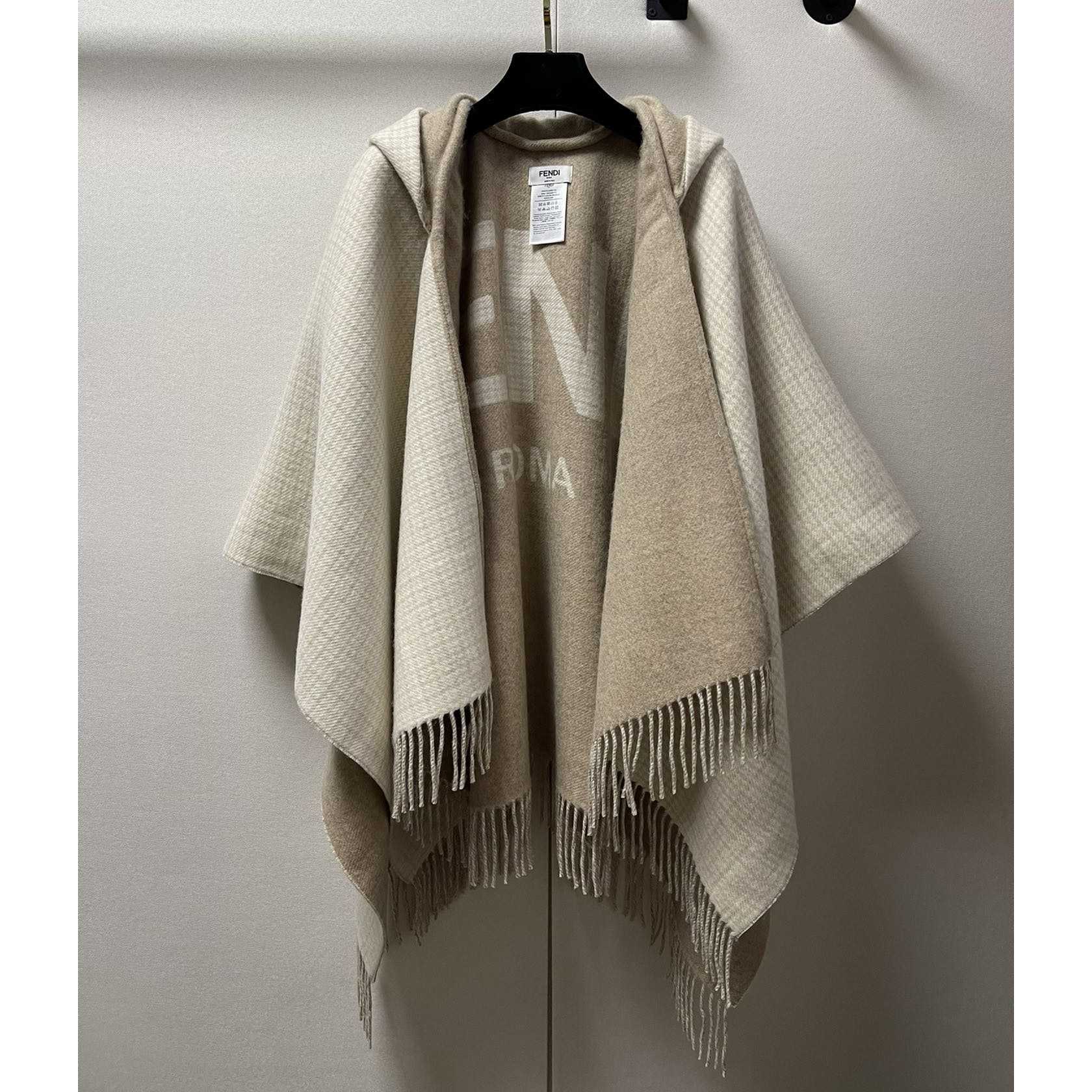 Fendi Poncho  140*160cm - DesignerGu